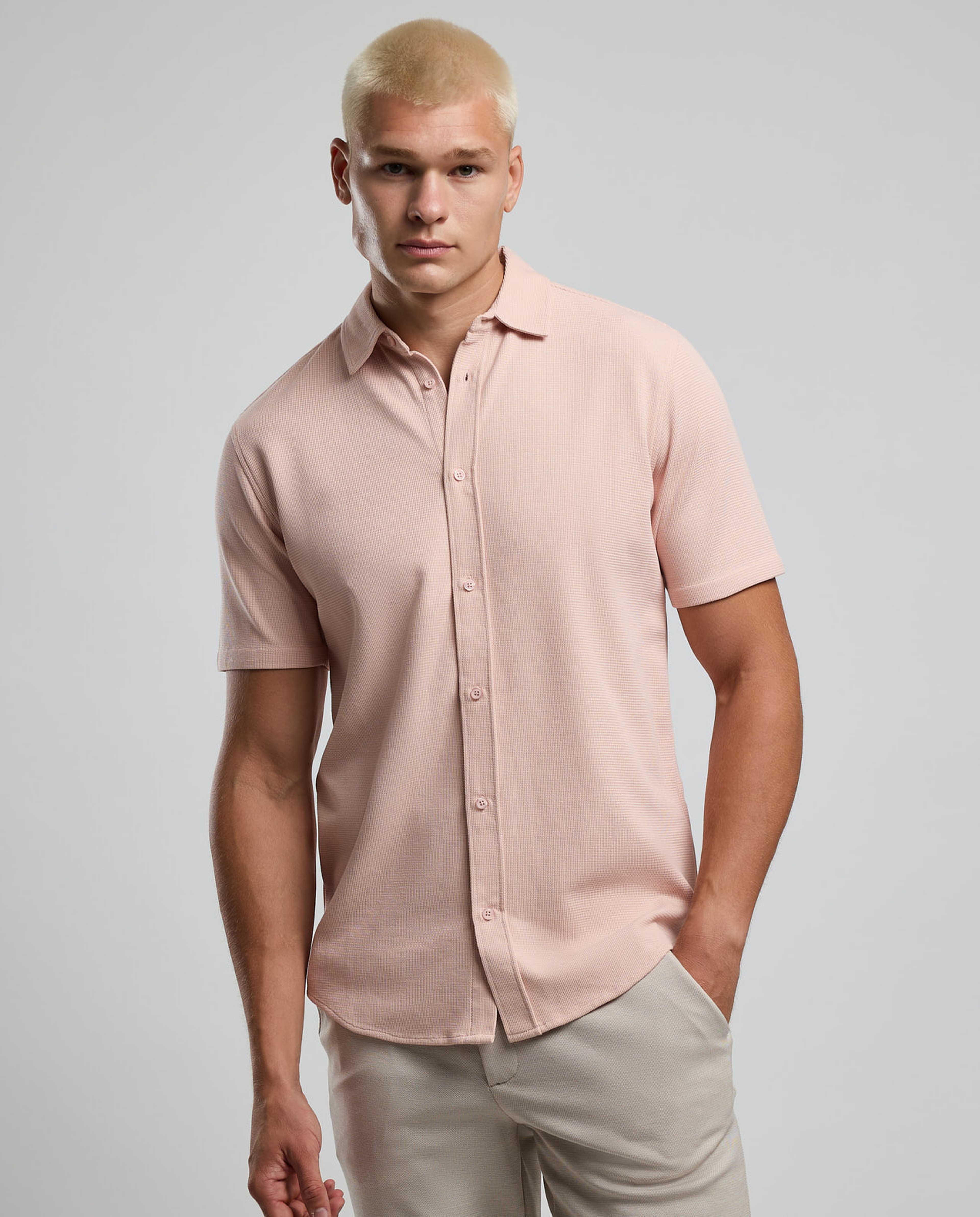 Solid Shirt with Classic Collar and Short Sleeves