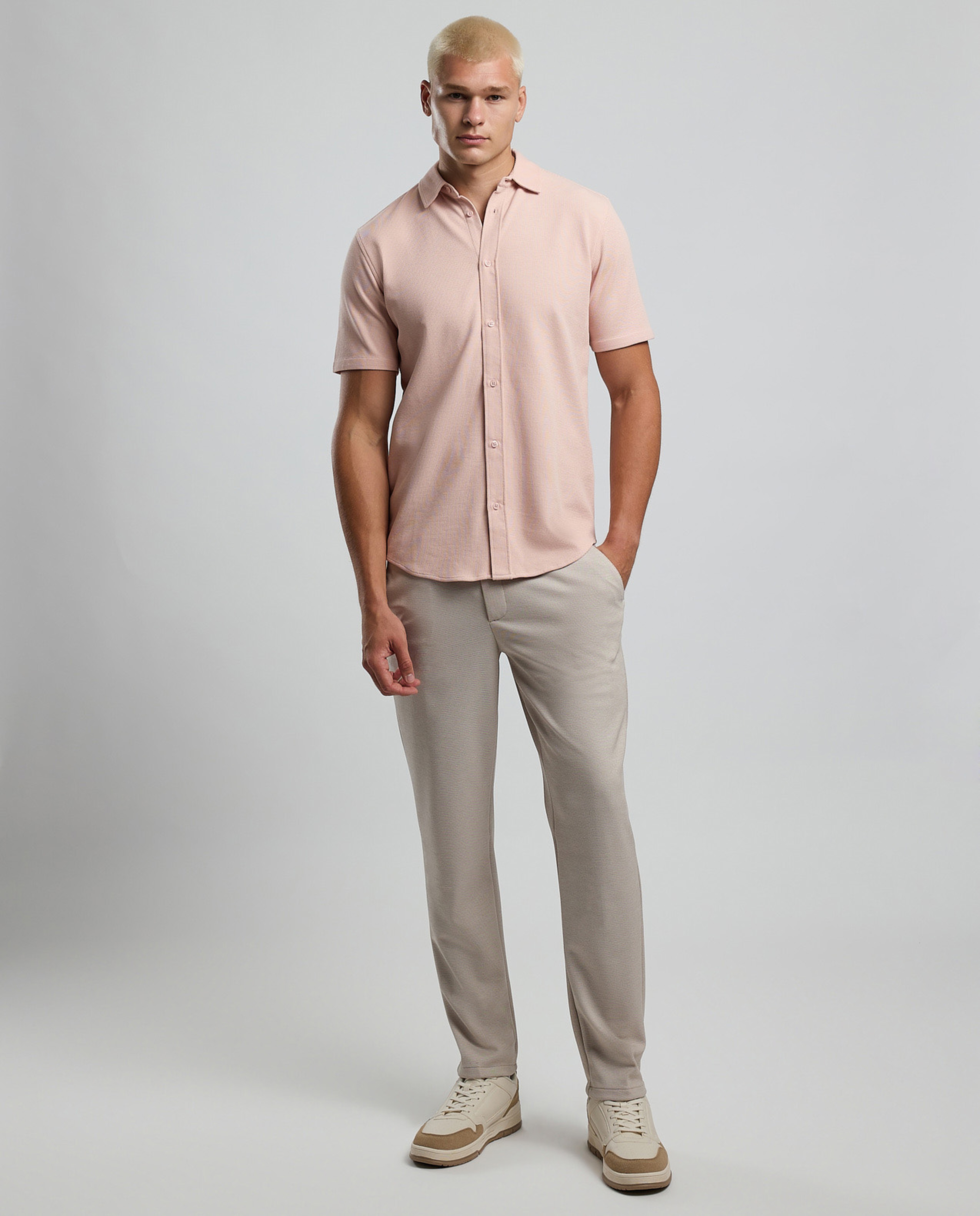 Solid Shirt with Classic Collar and Short Sleeves