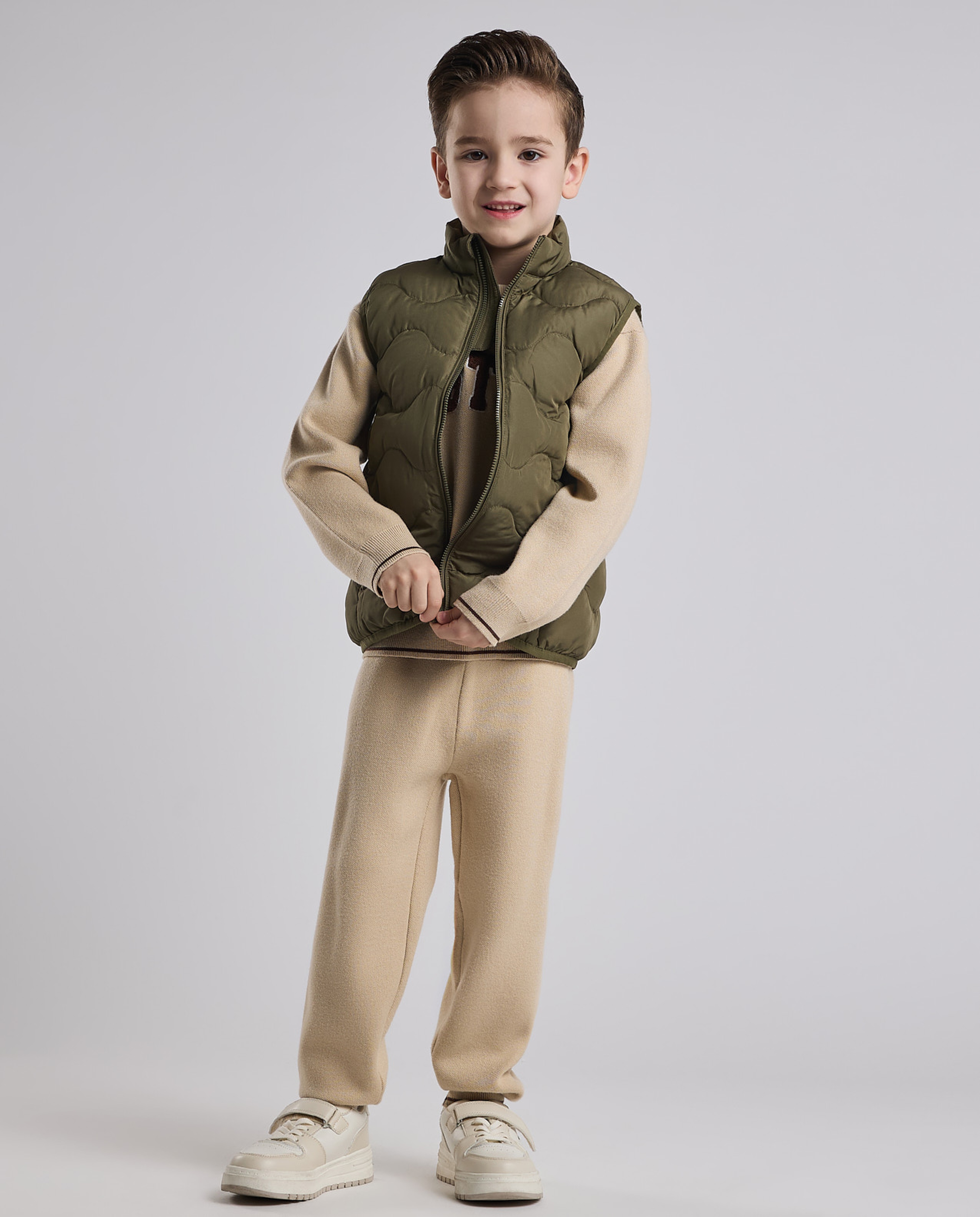 Quilted Gilet with Zipper Closure