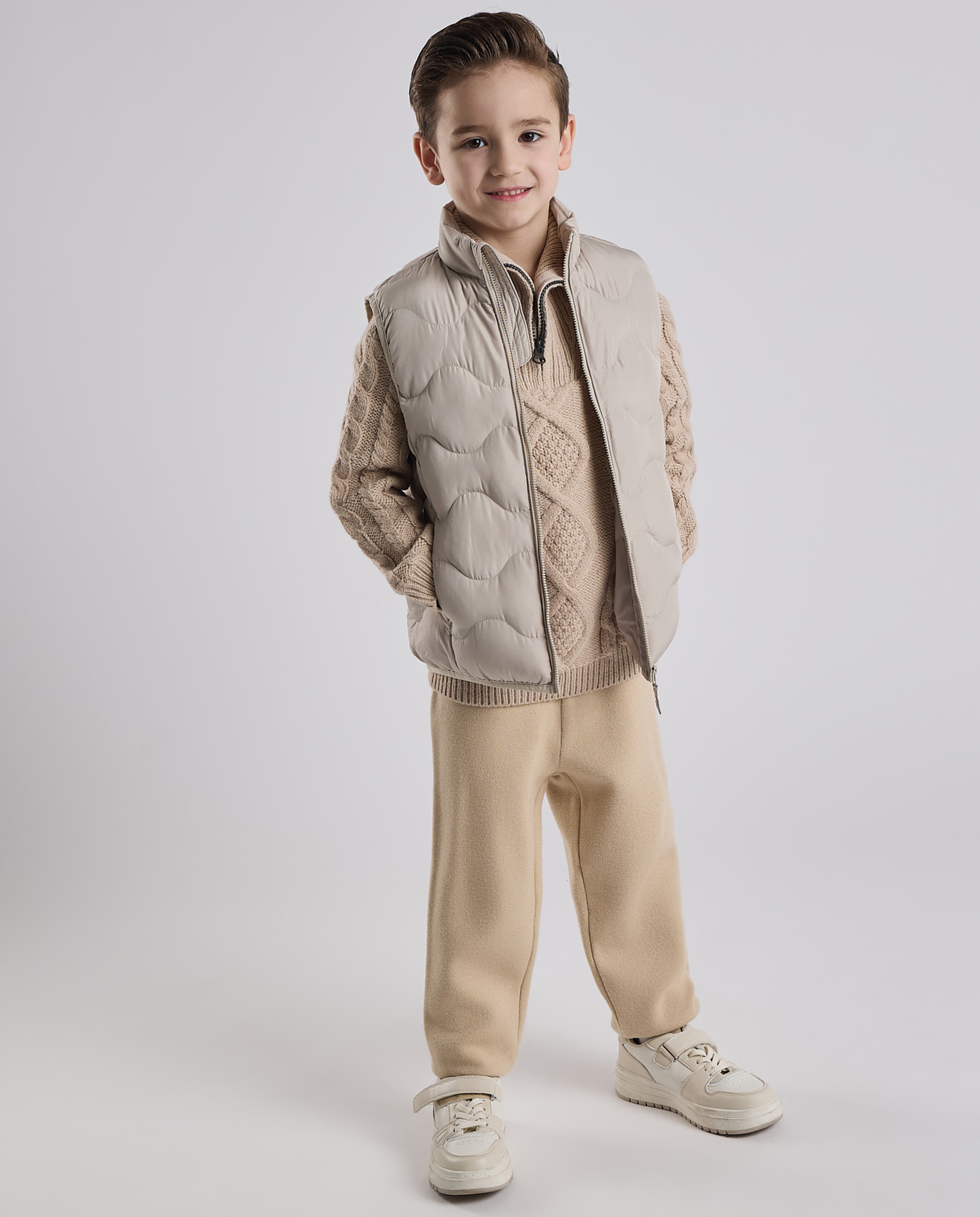 Quilted Gilet with Zipper Closure