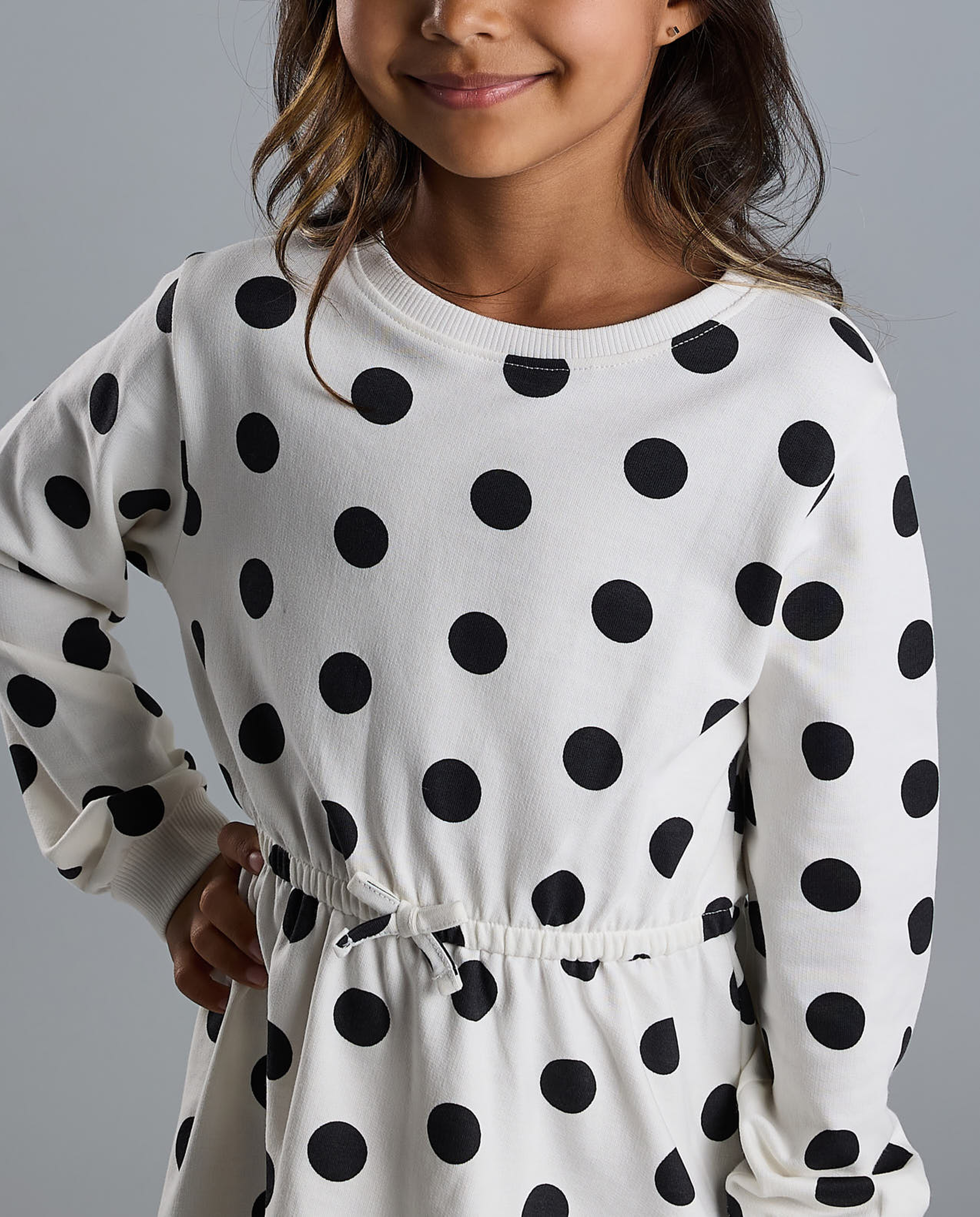 Polka Dots Flared Dress with Crew Neck and Long Sleeves