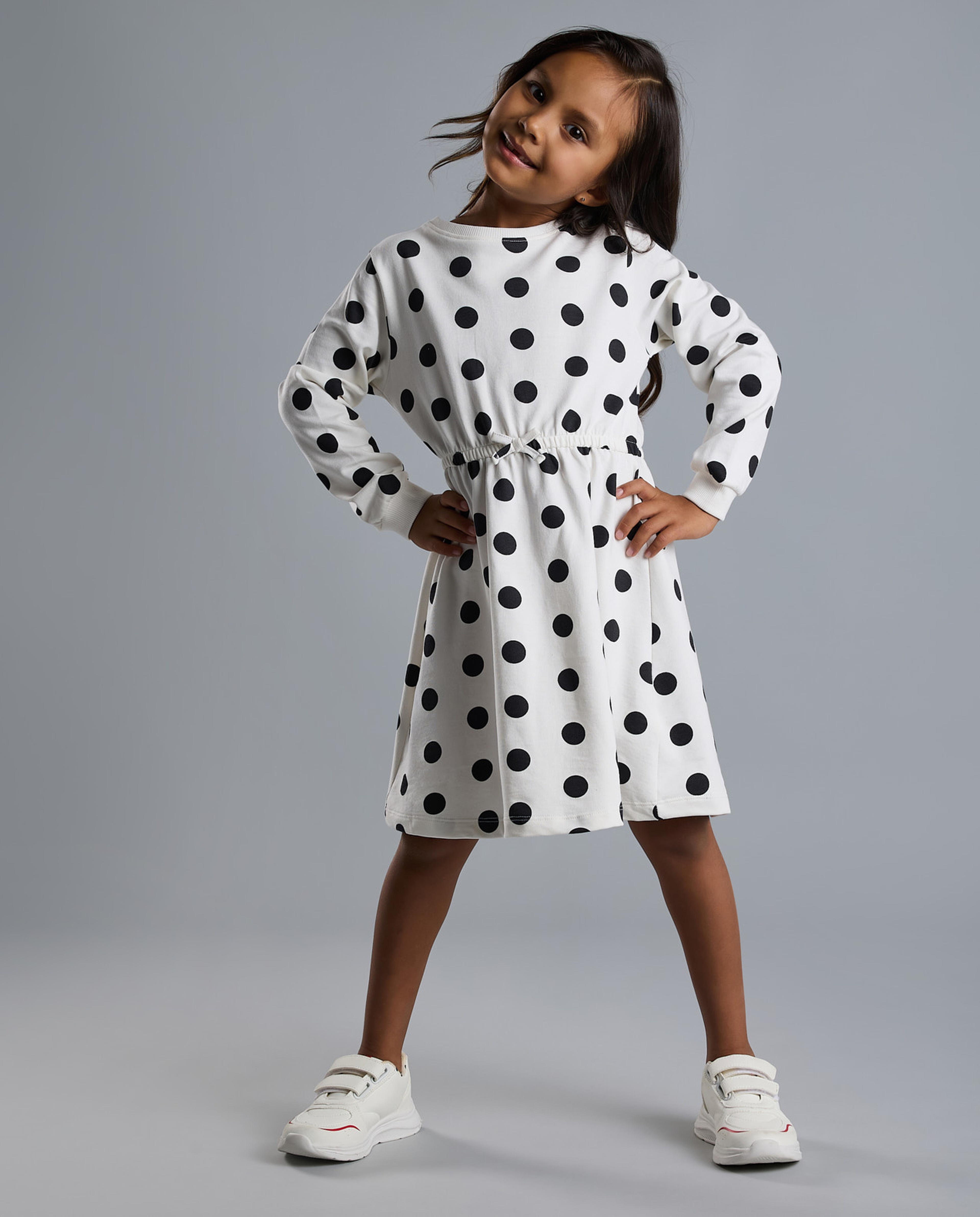 Polka Dots Flared Dress with Crew Neck and Long Sleeves