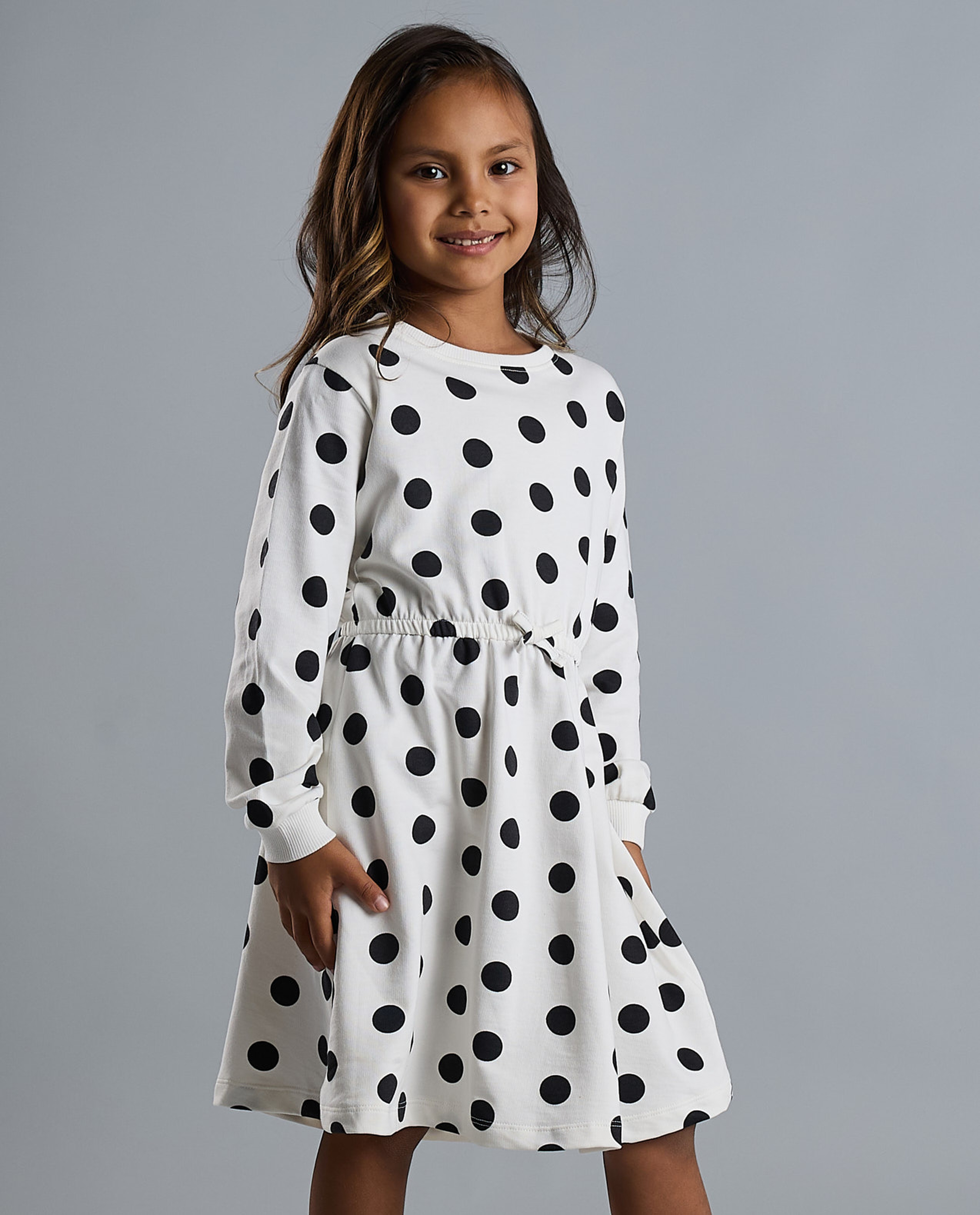 Polka Dots Flared Dress with Crew Neck and Long Sleeves