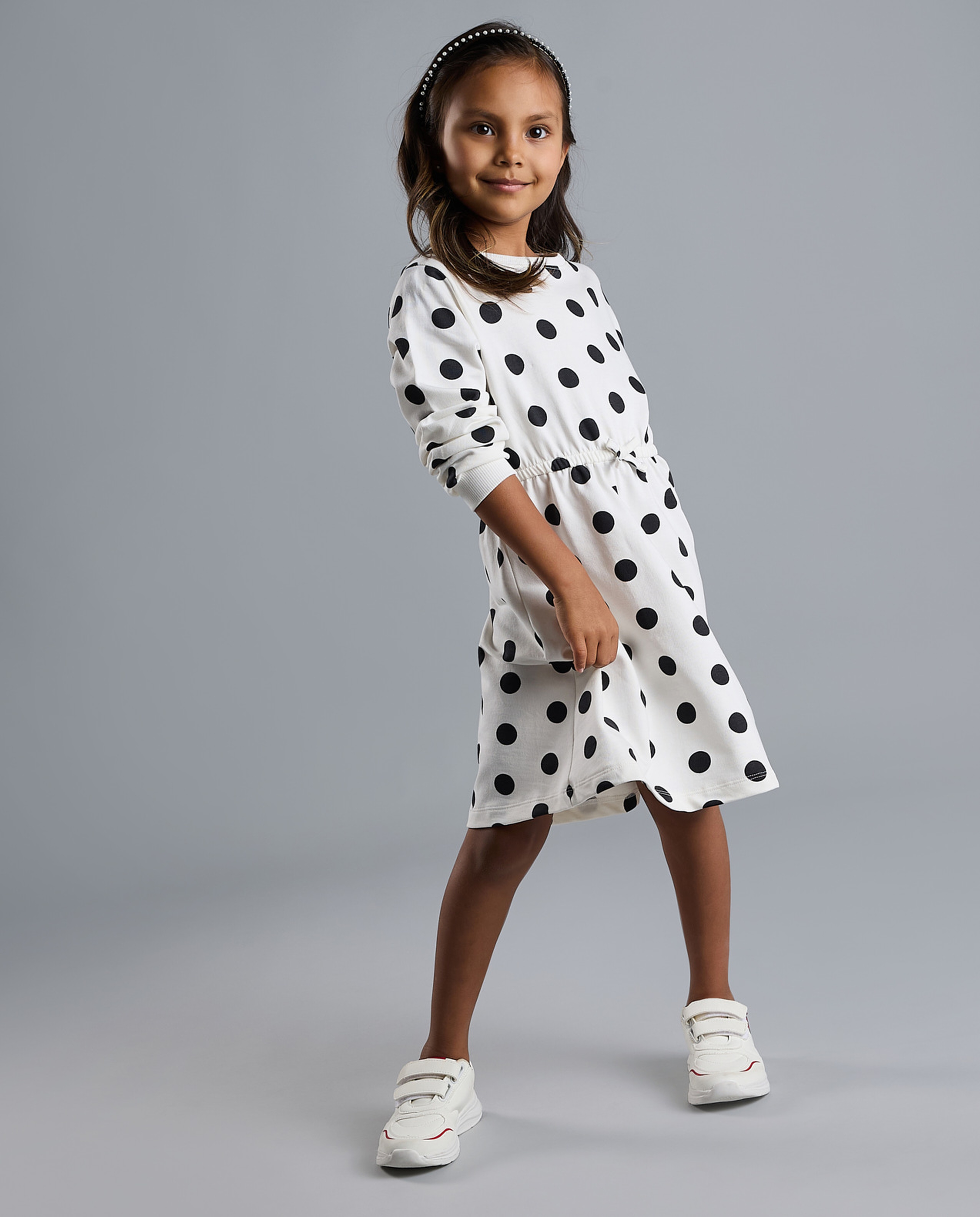 Polka Dots Flared Dress with Crew Neck and Long Sleeves
