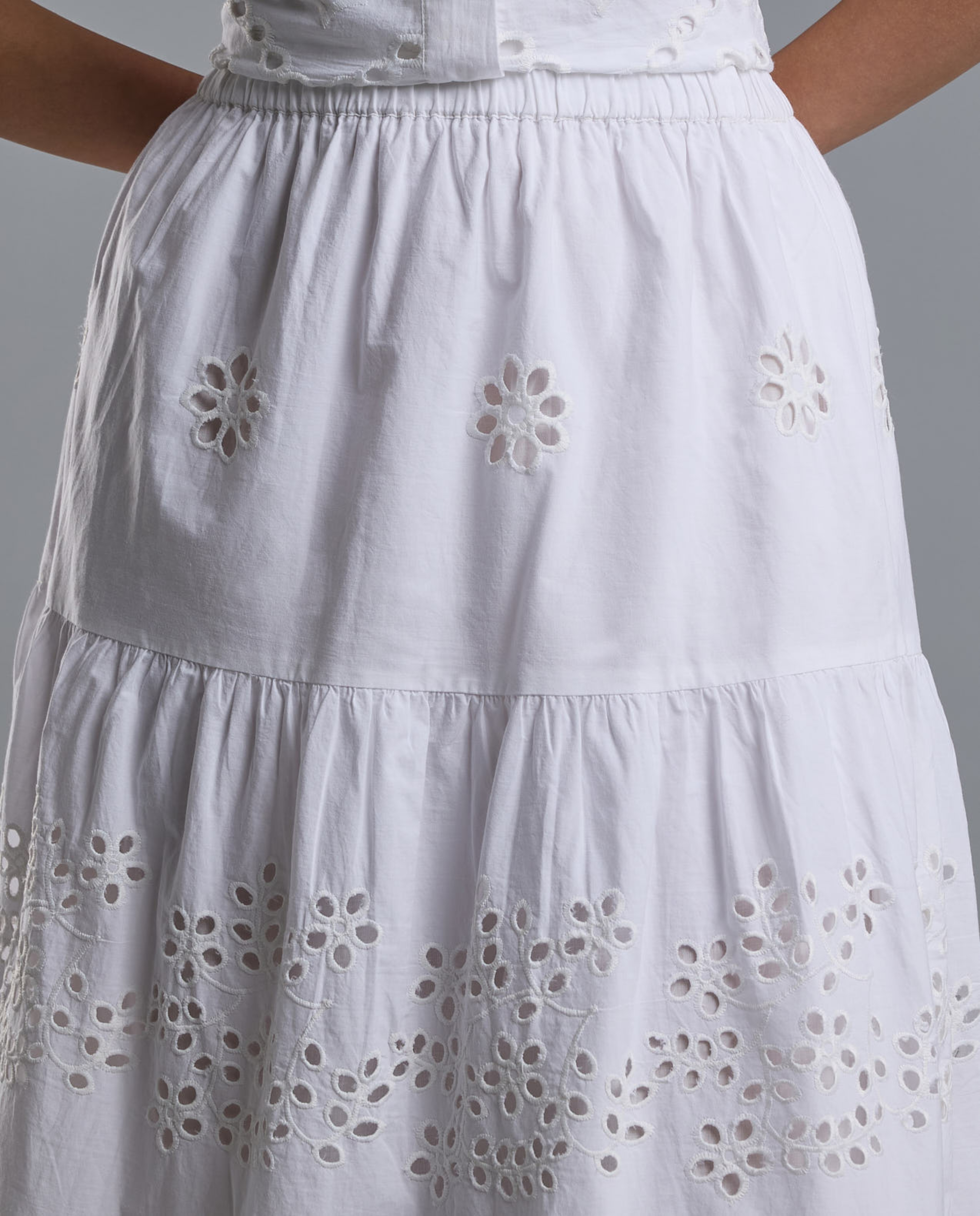 Schiffli Midi Skirt with Elastic Waist