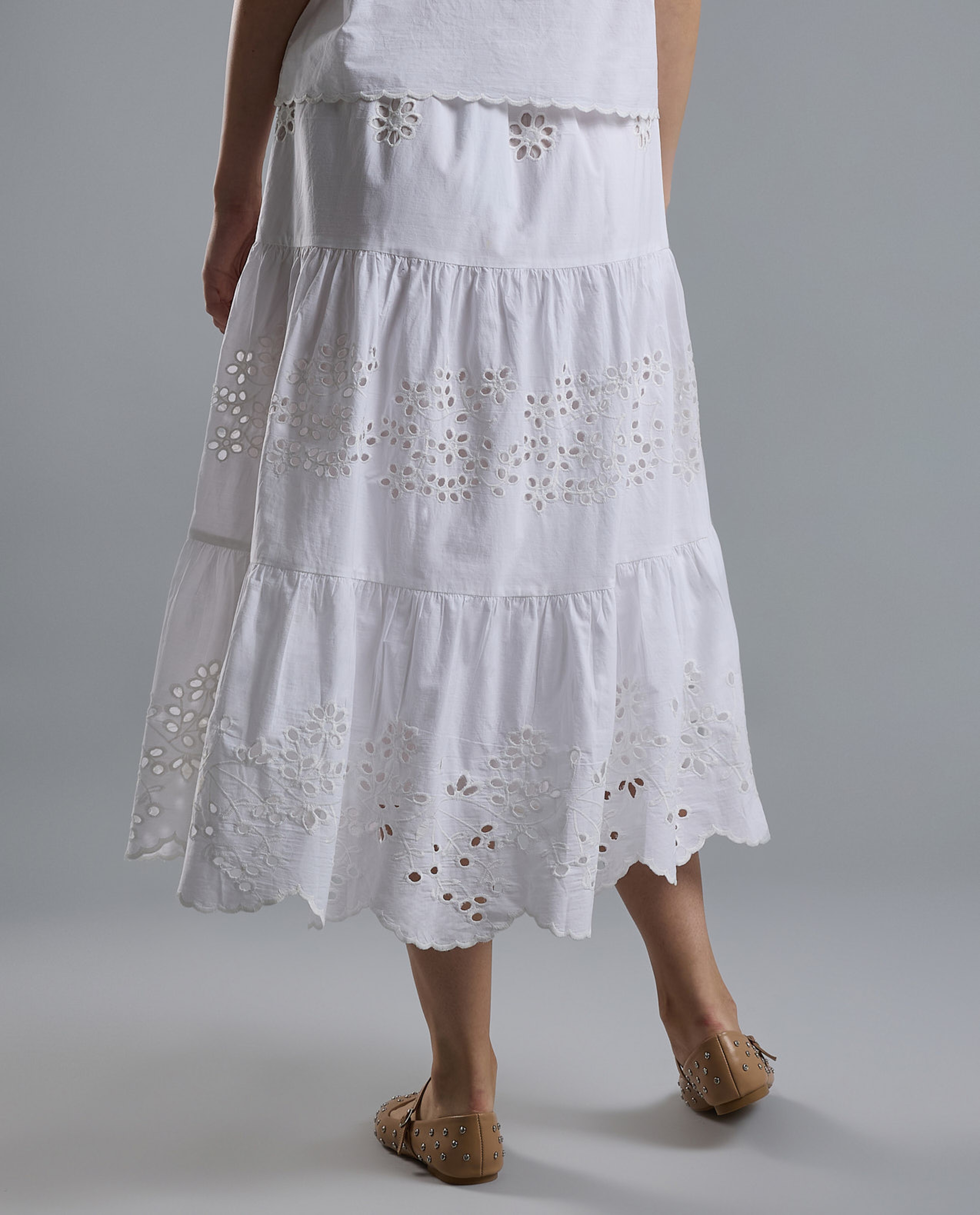 Schiffli Midi Skirt with Elastic Waist