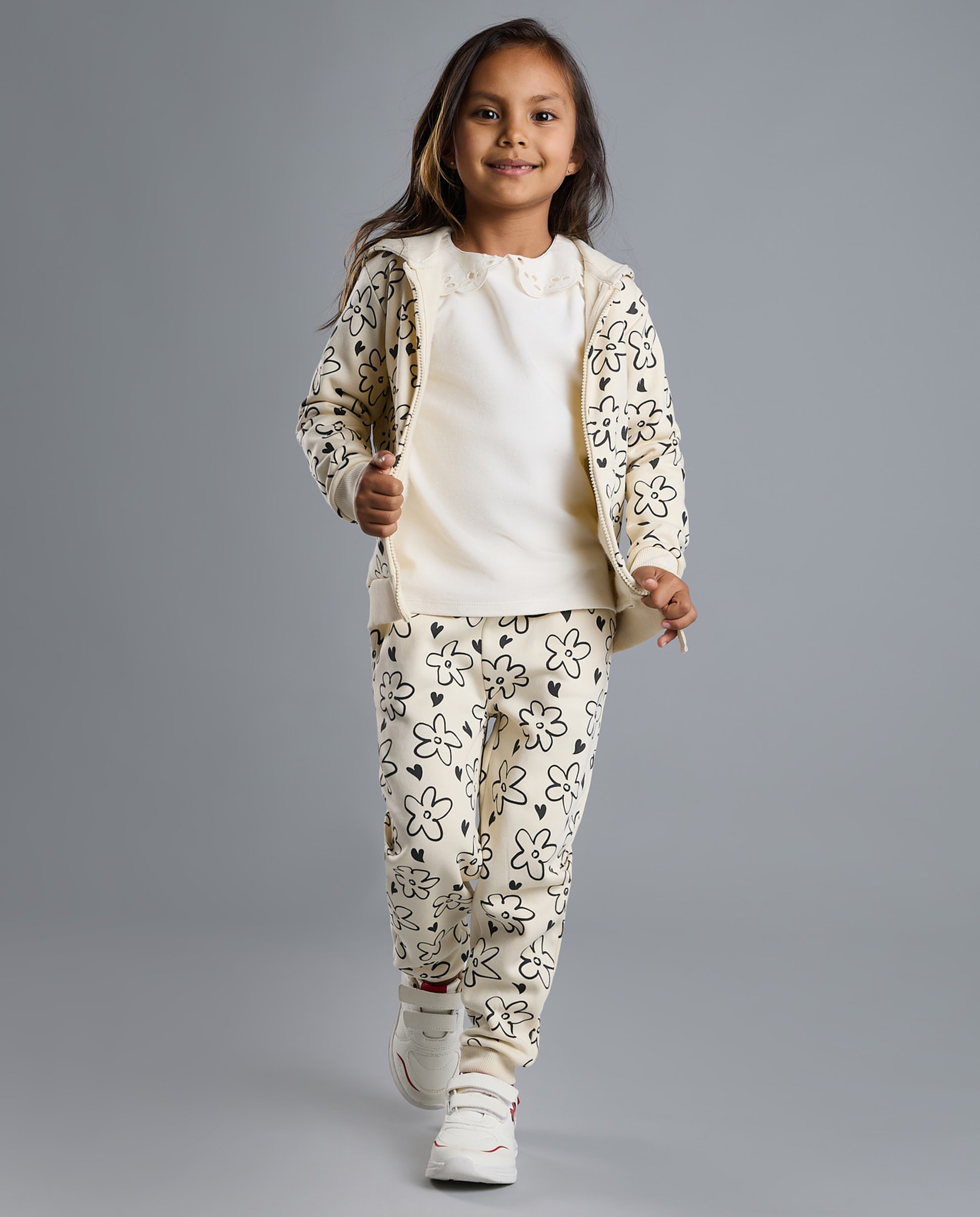 Solid Top with Baby Collar and Long Sleeves