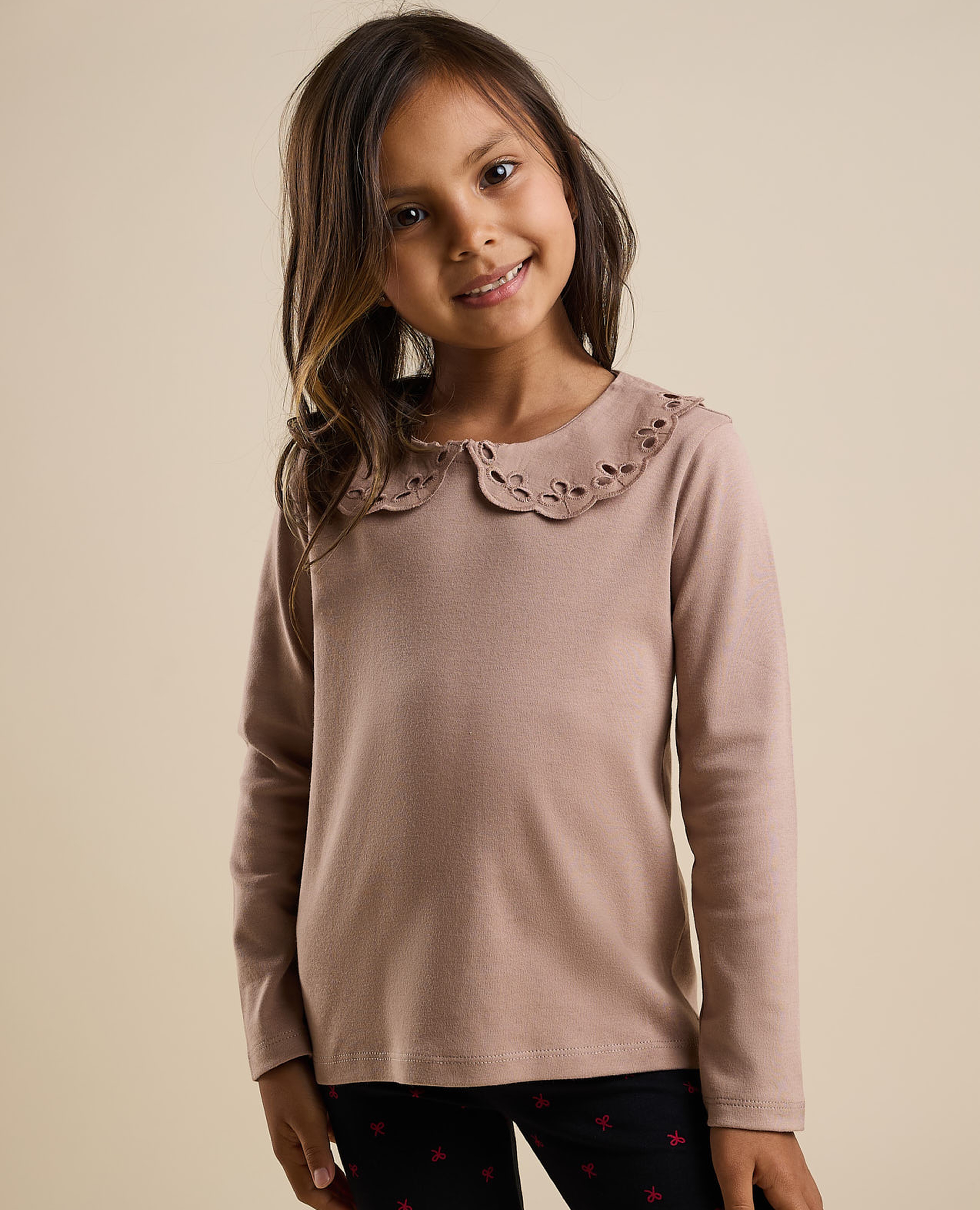 توب سادة بياقة بيبي وأكمام طويلة