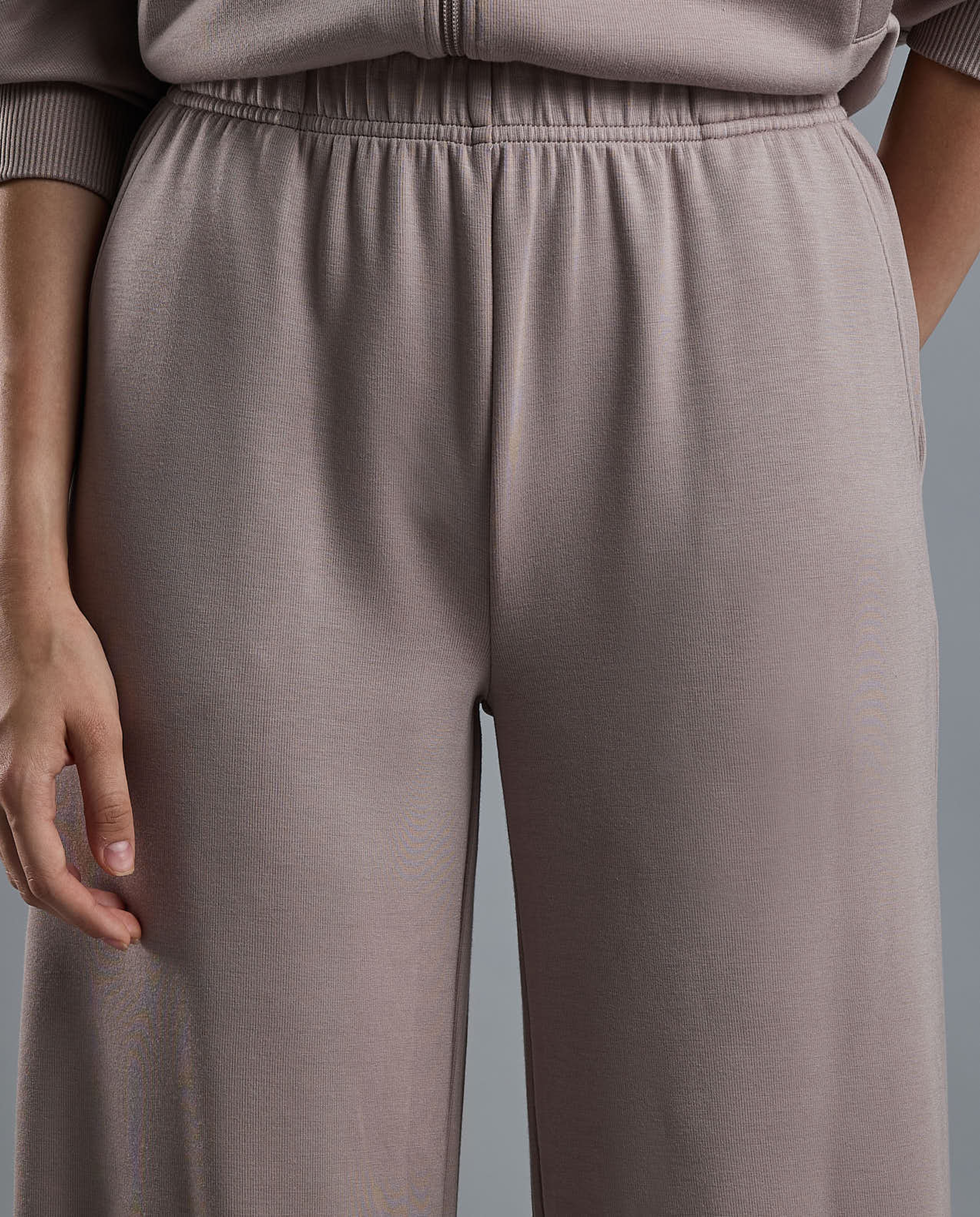 Solid Sweatpants with Elastic Waist