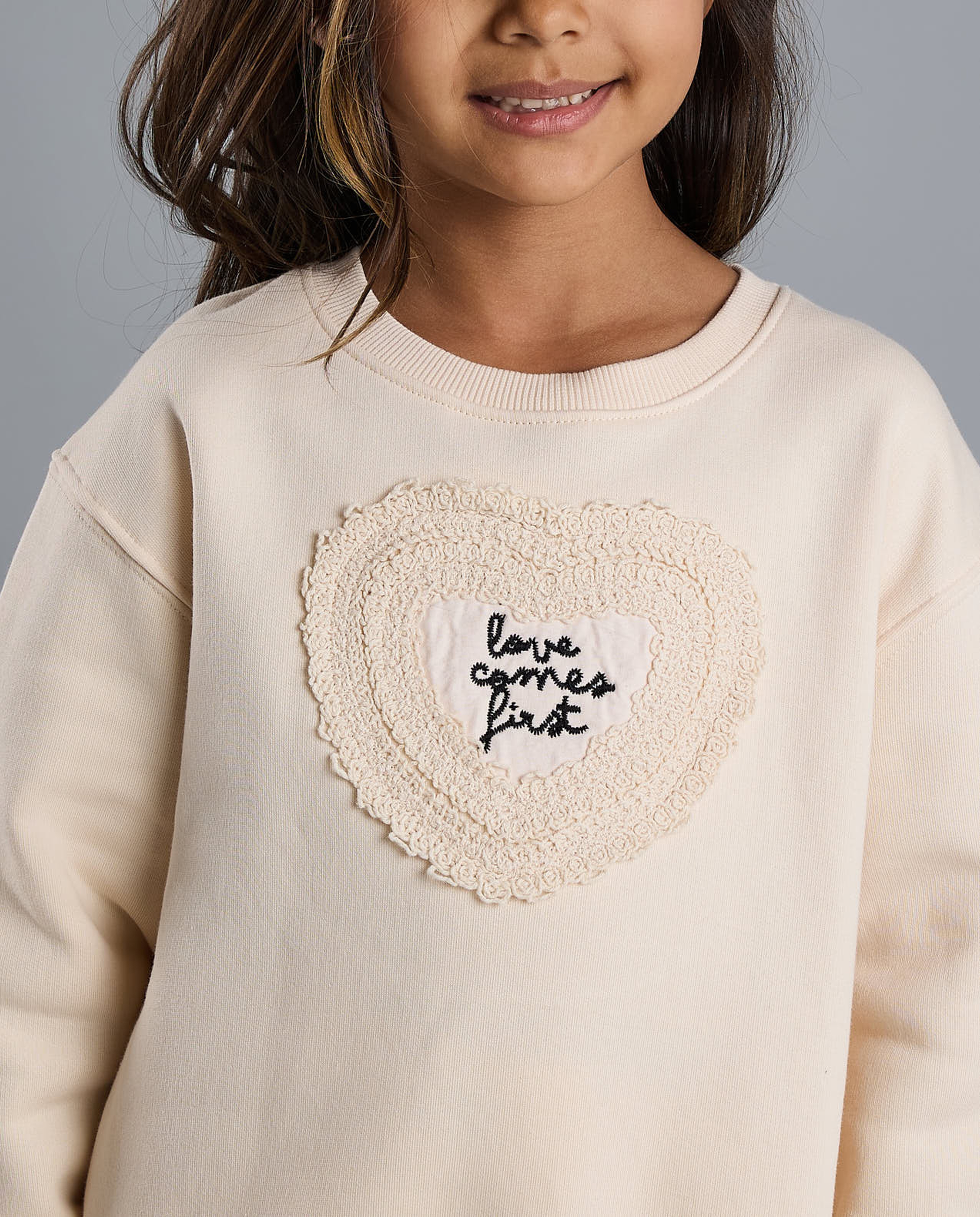 Appliqued Sweatshirt with Crew Neck and Long Sleeves