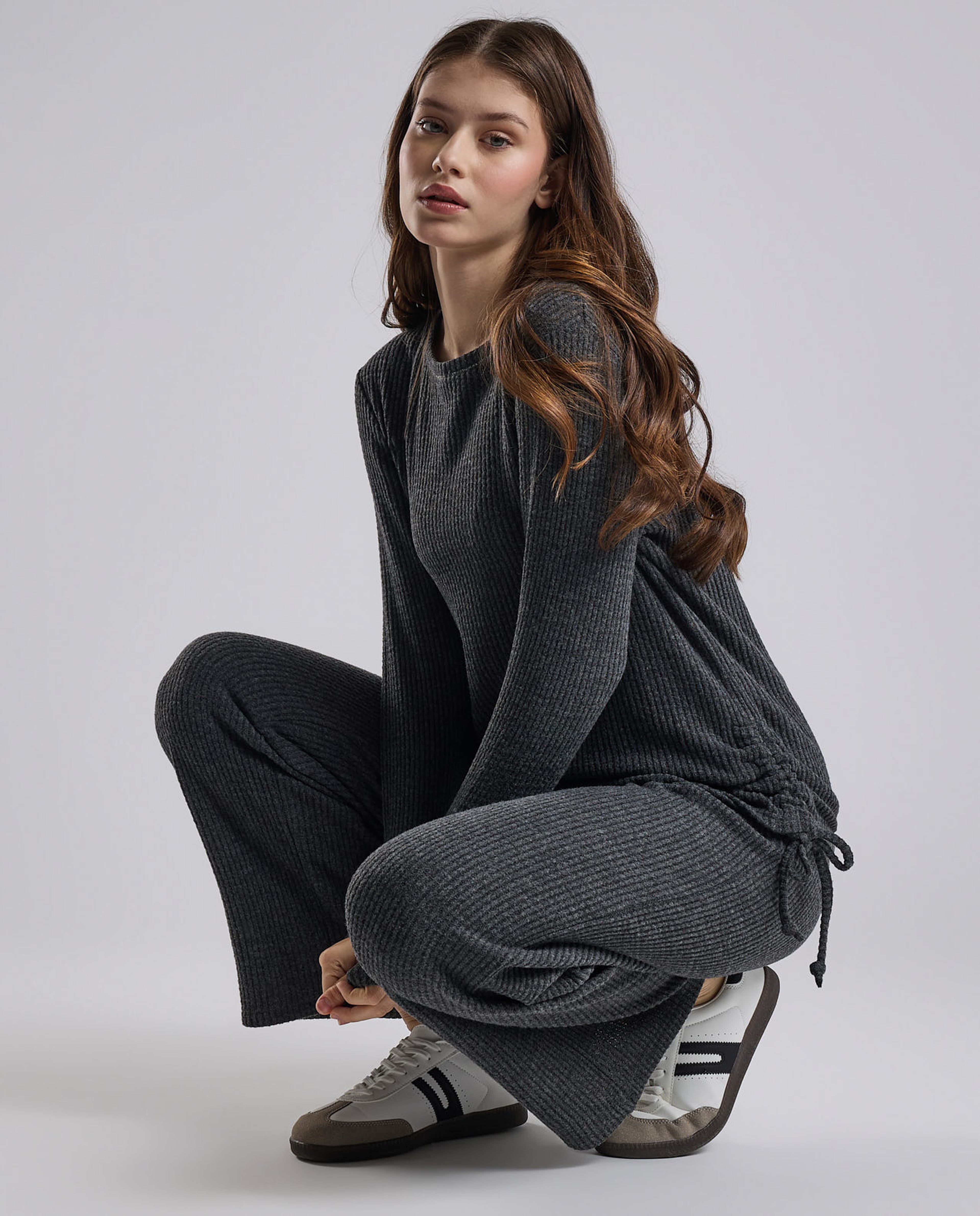 Ribbed Lounge Top with Crew Neck and Long Sleeves