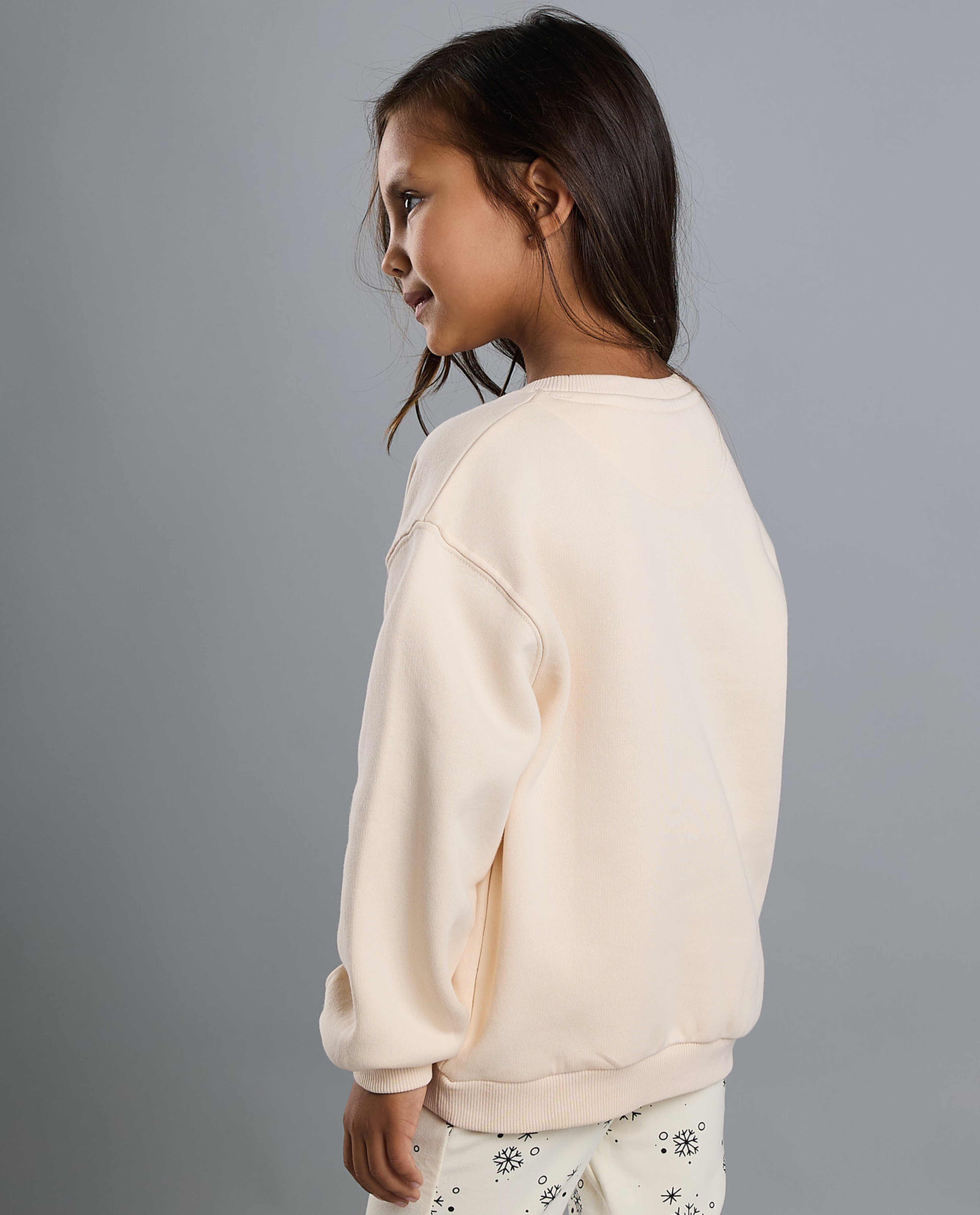 Appliqued Sweatshirt with Crew Neck and Long Sleeves