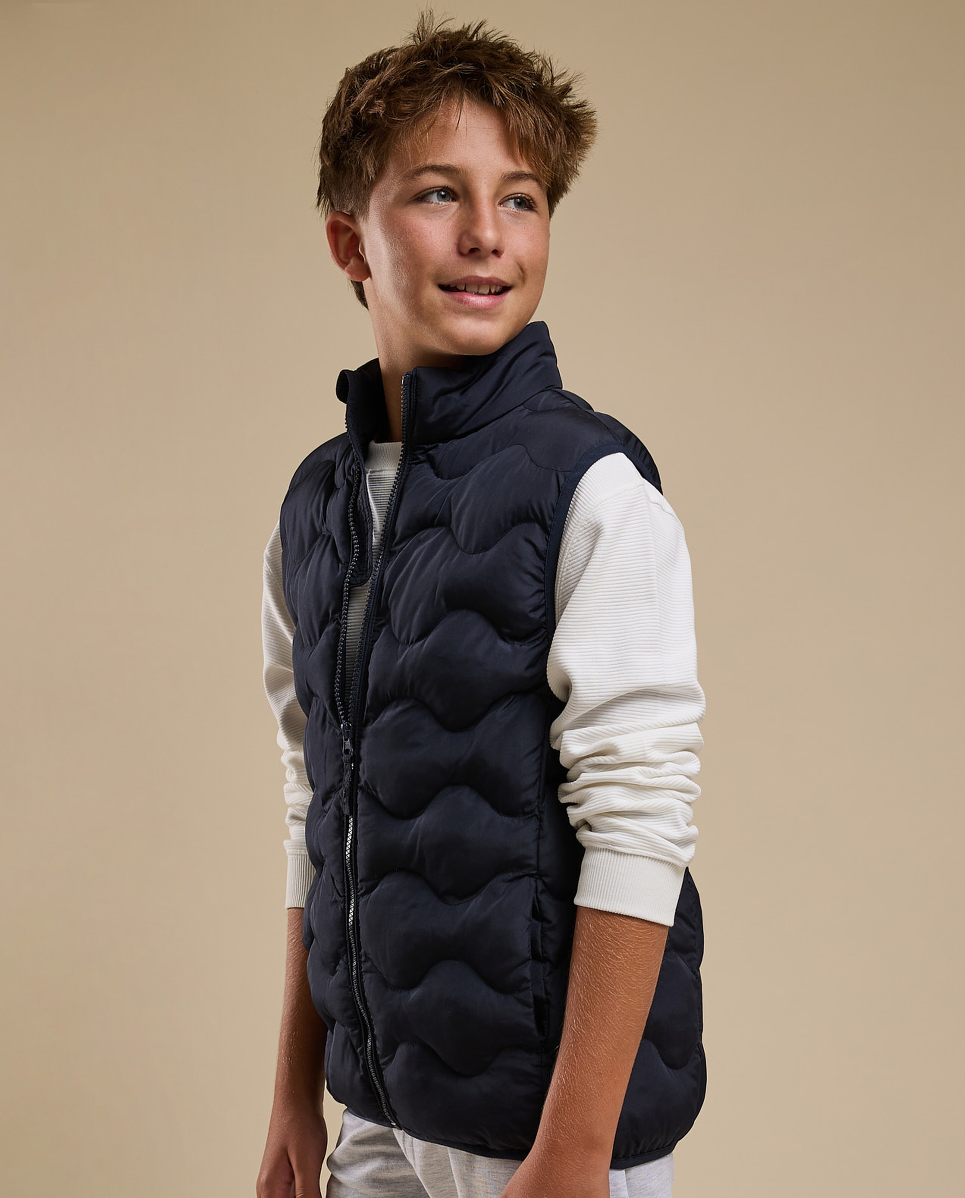 Quilted Gilet with Zipper Closure