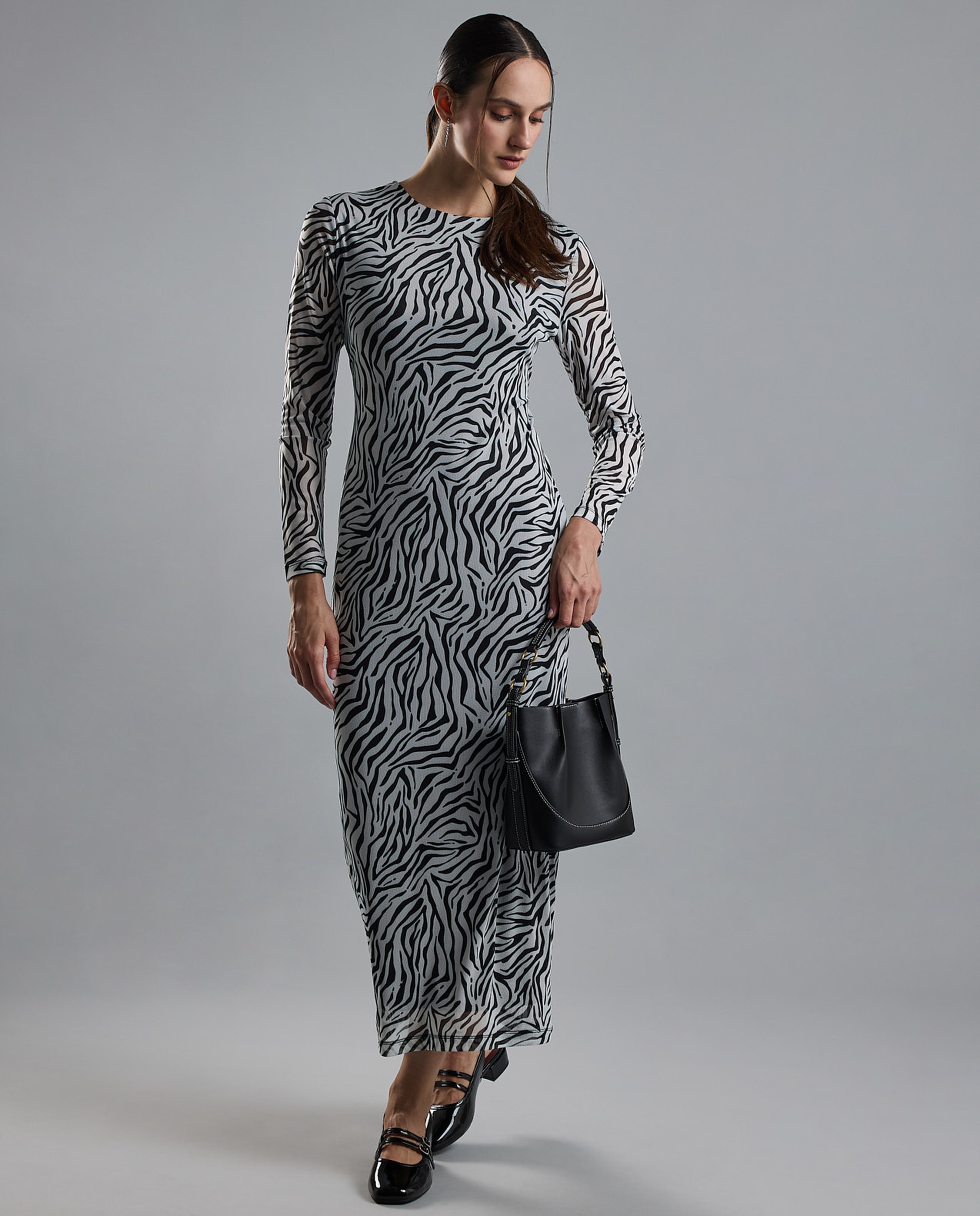 Patterned Bodycon Dress with Crew Neck and Long Sleeves