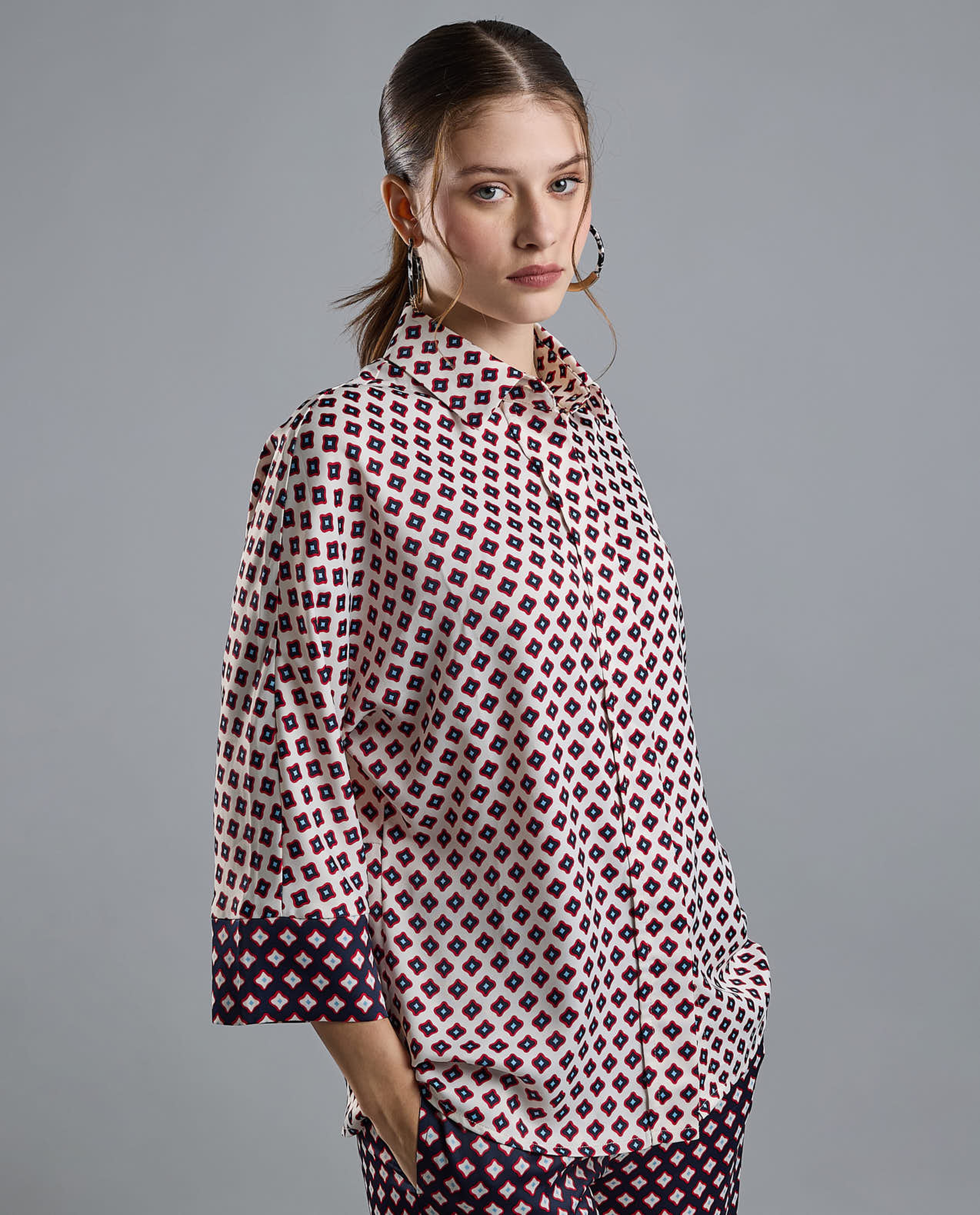Patterned Shirt with Classic Collar and 3/4 Sleeves