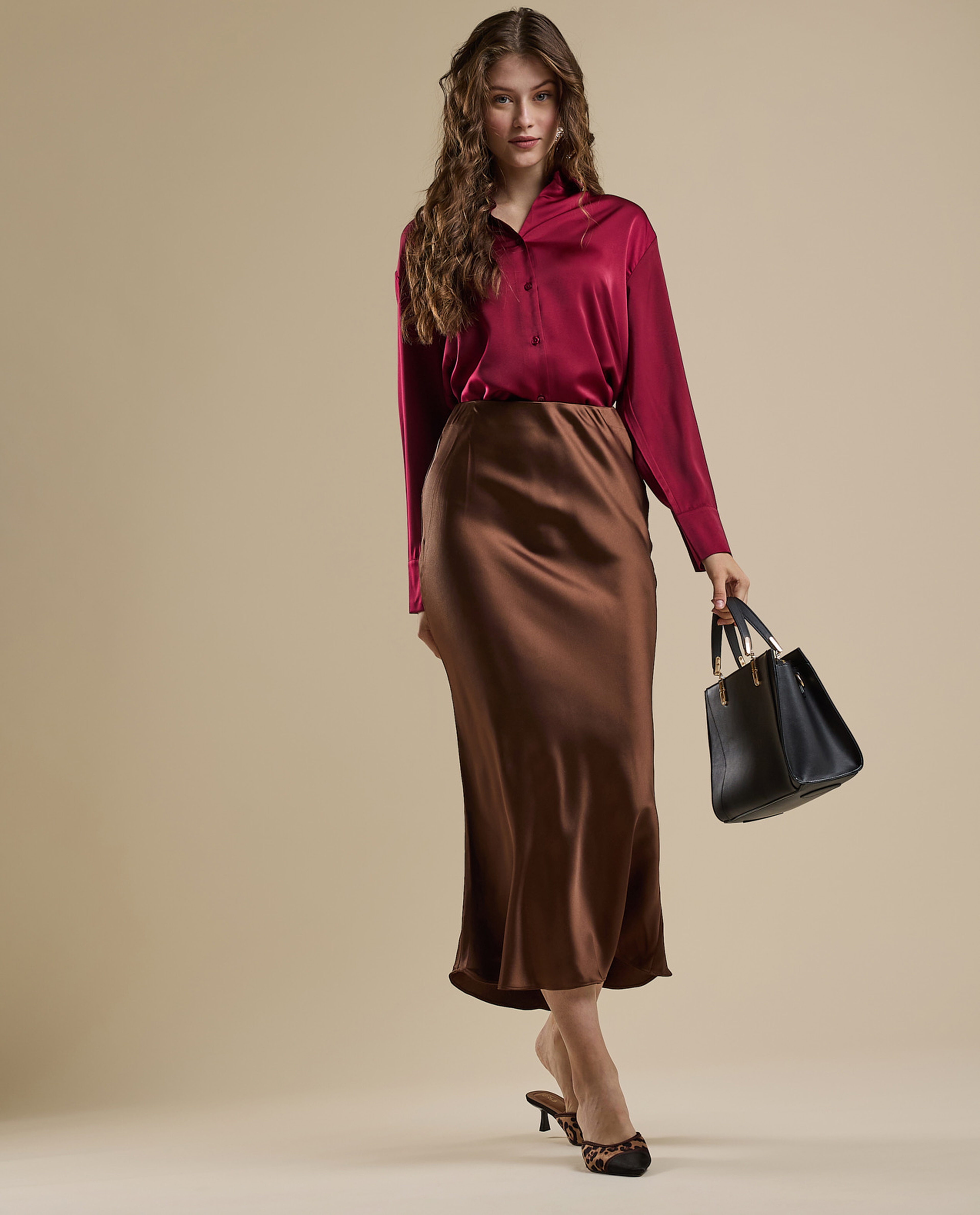 Solid Midi Skirt with Zipper Closure