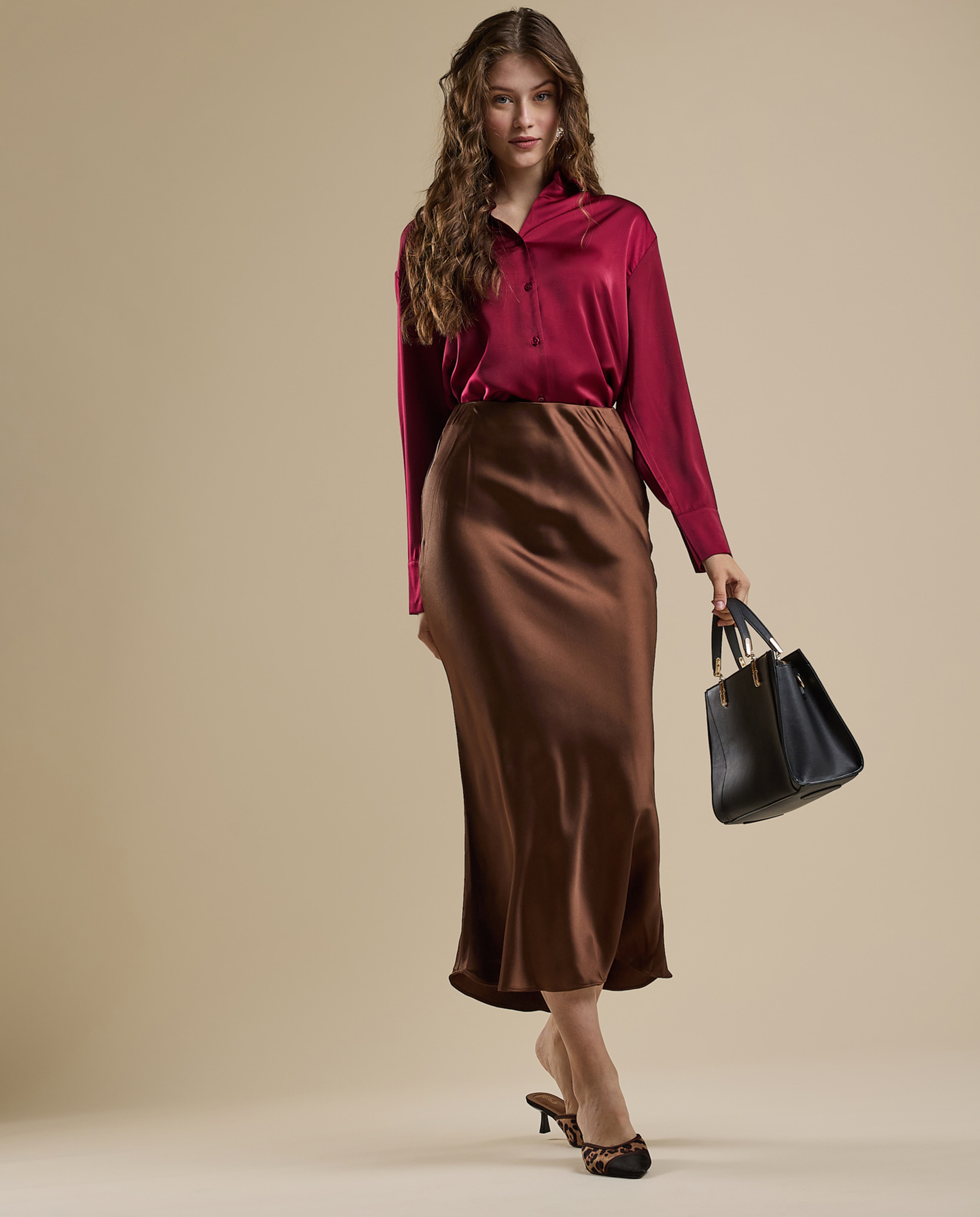 Solid Midi Skirt with Zipper Closure