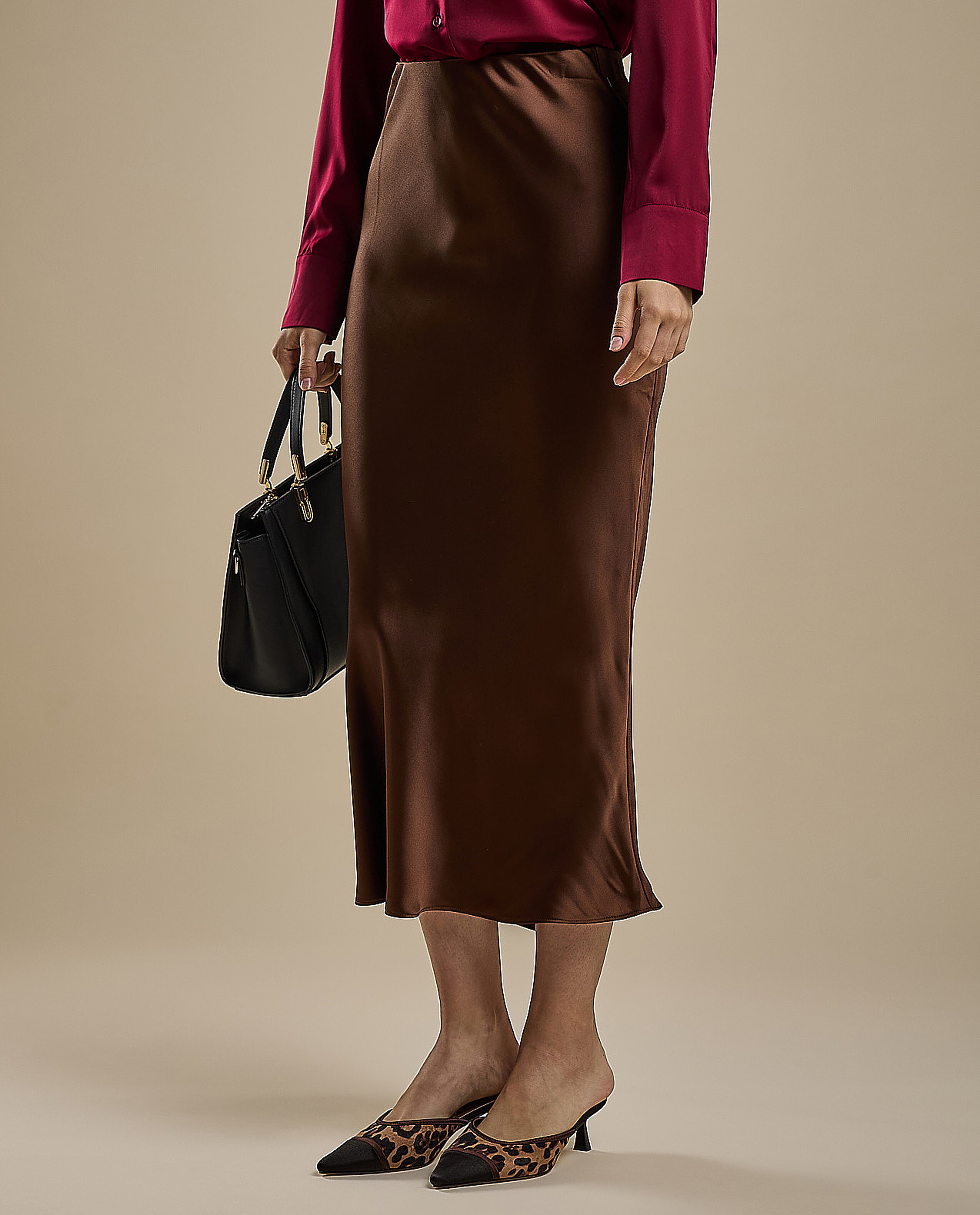 Solid Midi Skirt with Zipper Closure