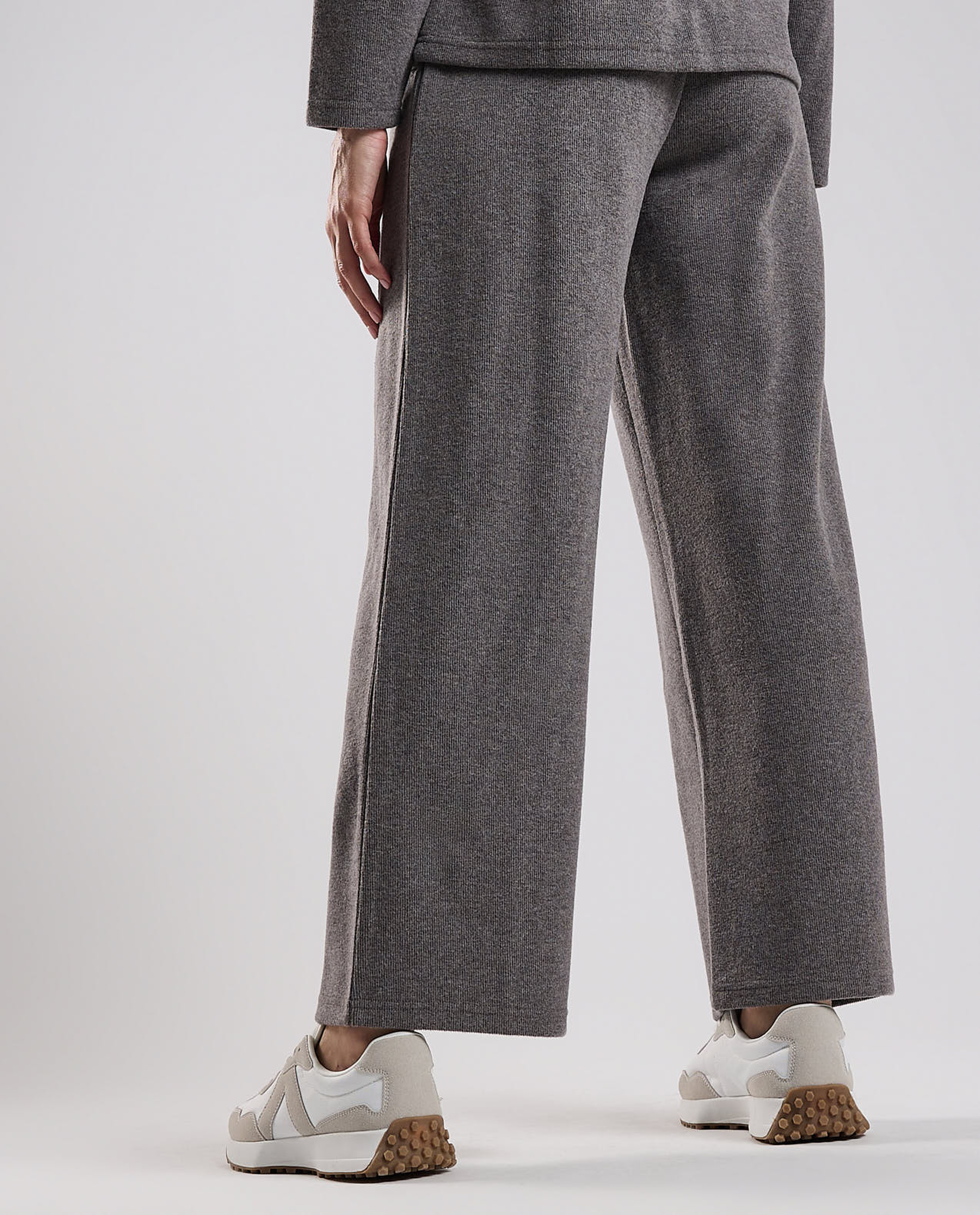 Textured Knit Pants with Elastic Waist