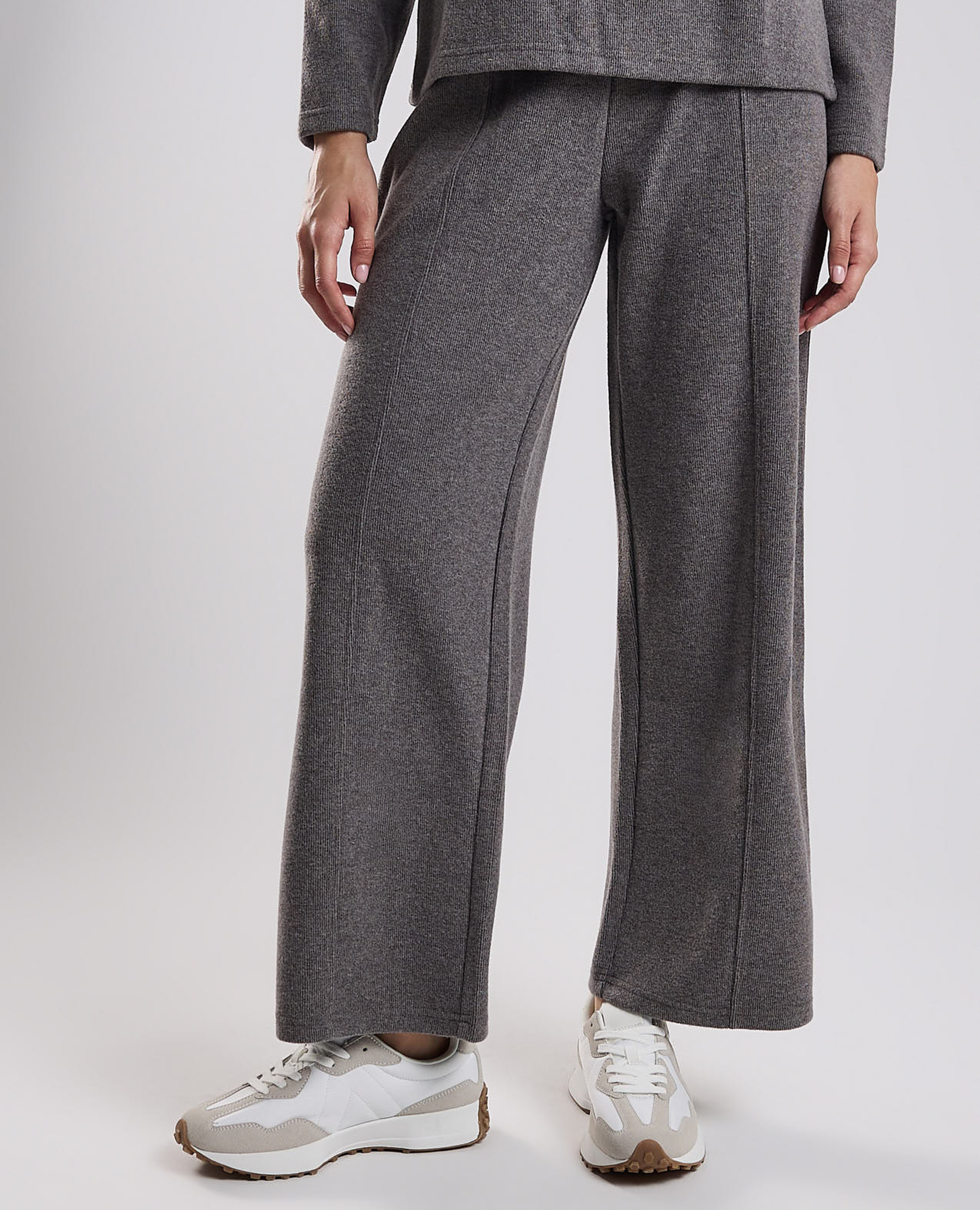 Textured Knit Pants with Elastic Waist