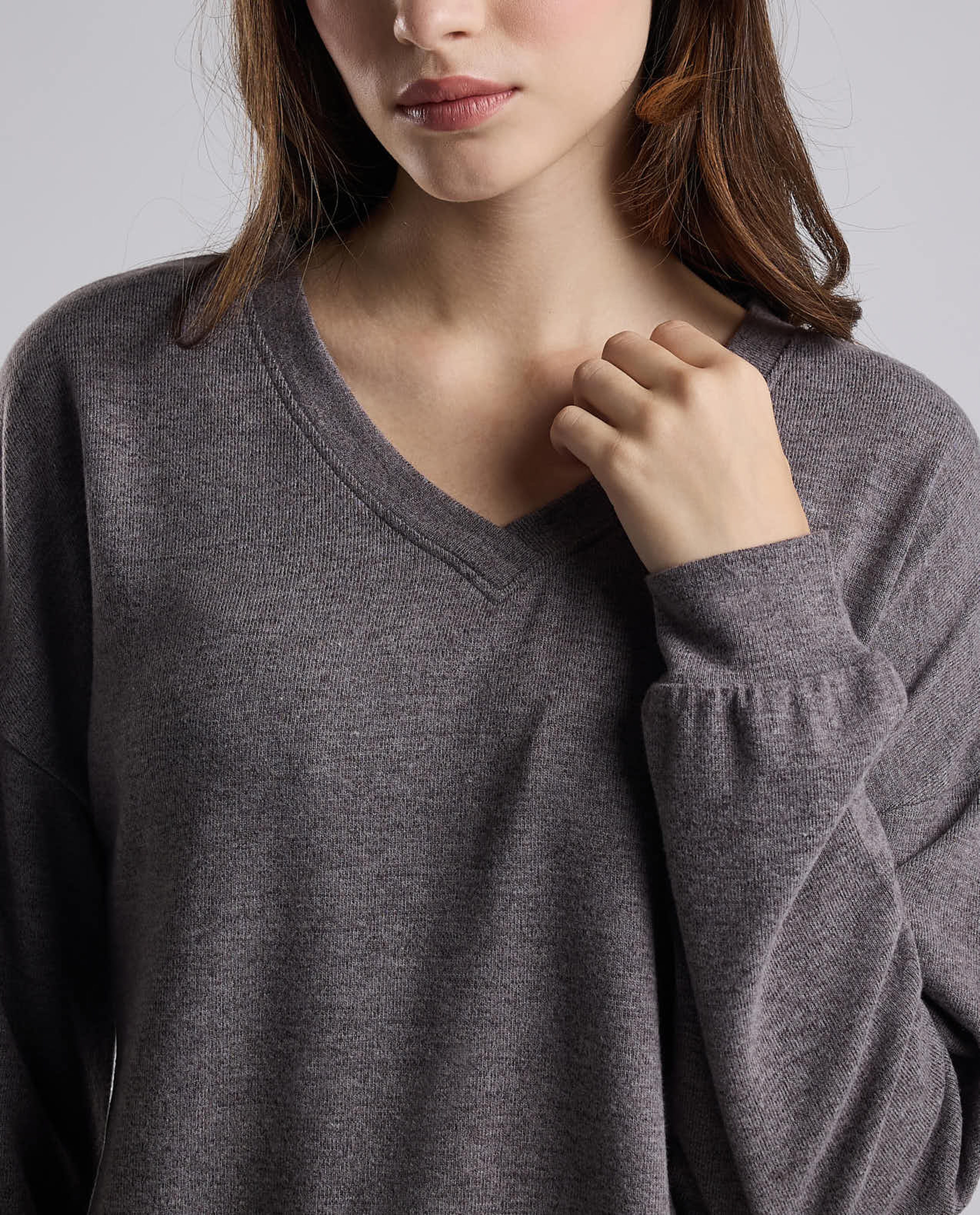 Textured Lounge Top with V-Neck and Long Sleeves