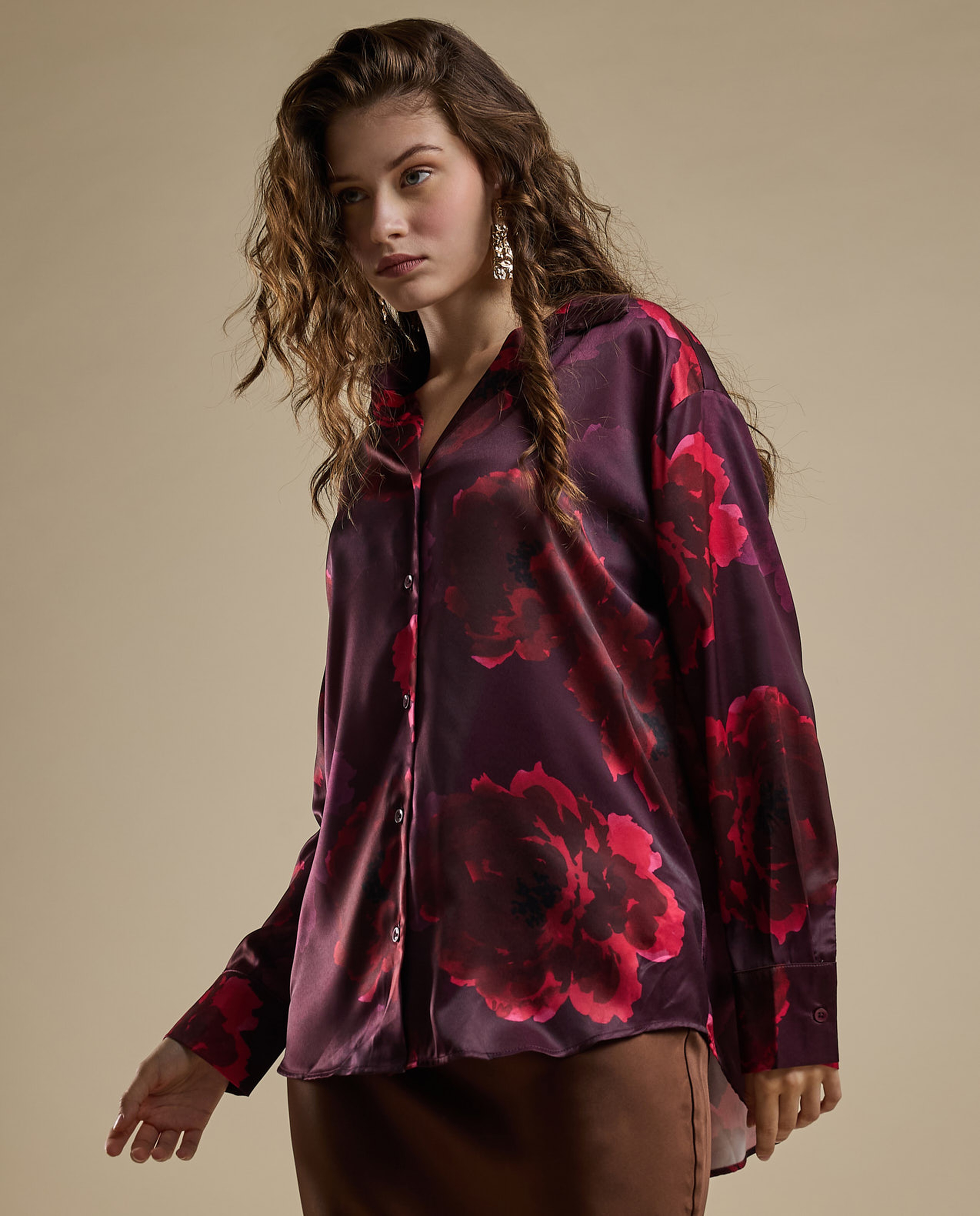 Floral Print Shirt with Classic Collar and Long Sleeves