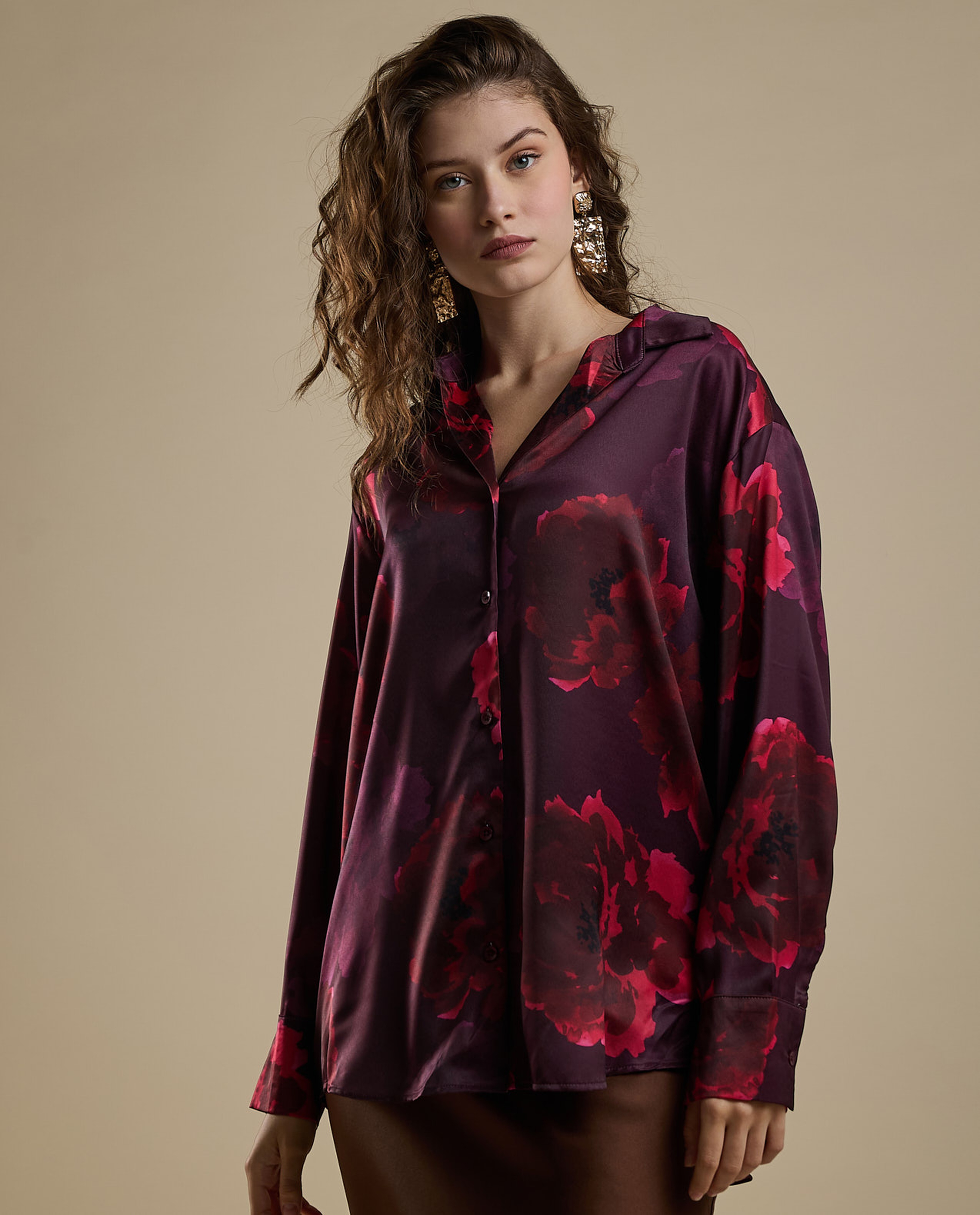 Floral Print Shirt with Classic Collar and Long Sleeves