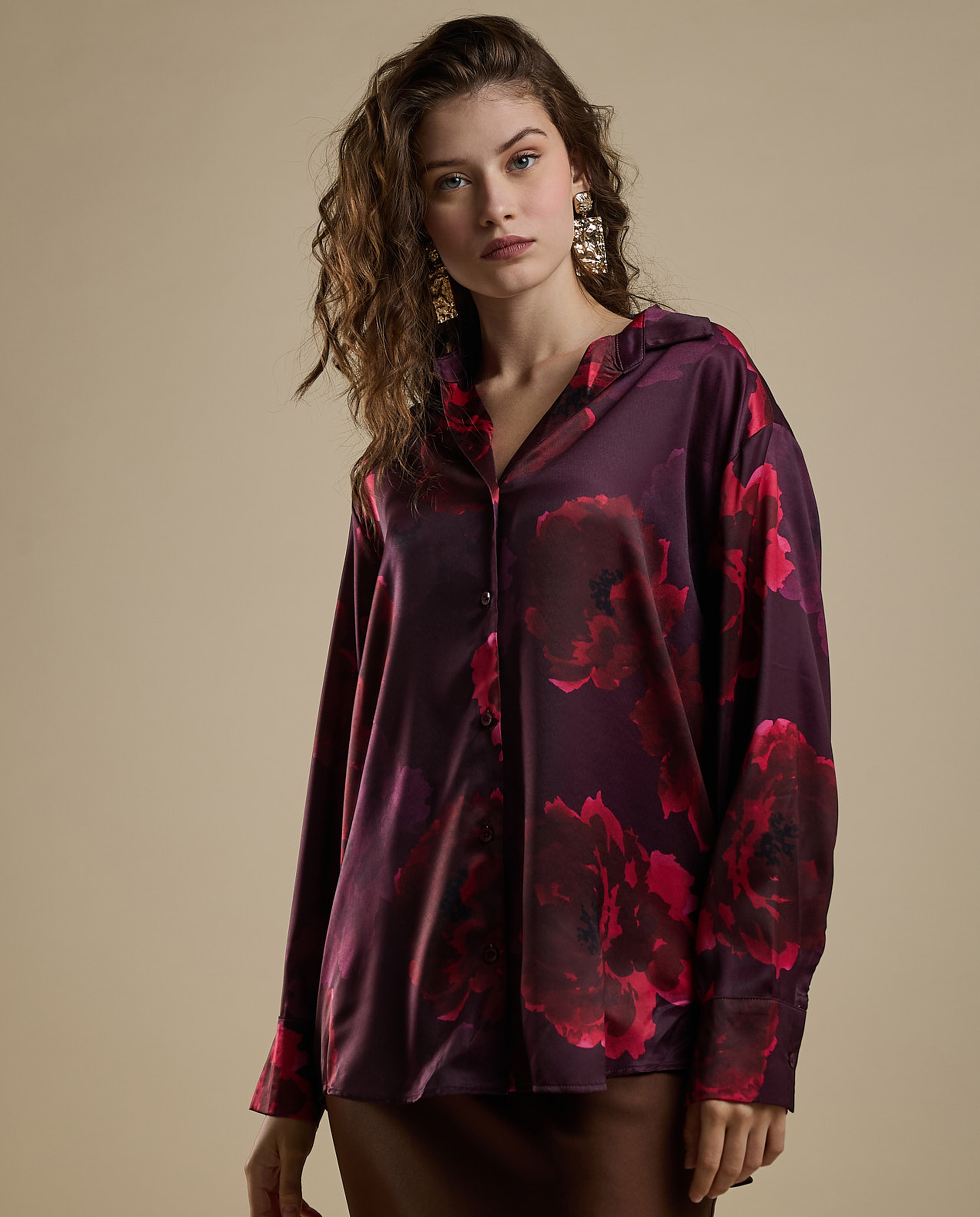 Floral Print Shirt with Classic Collar and Long Sleeves