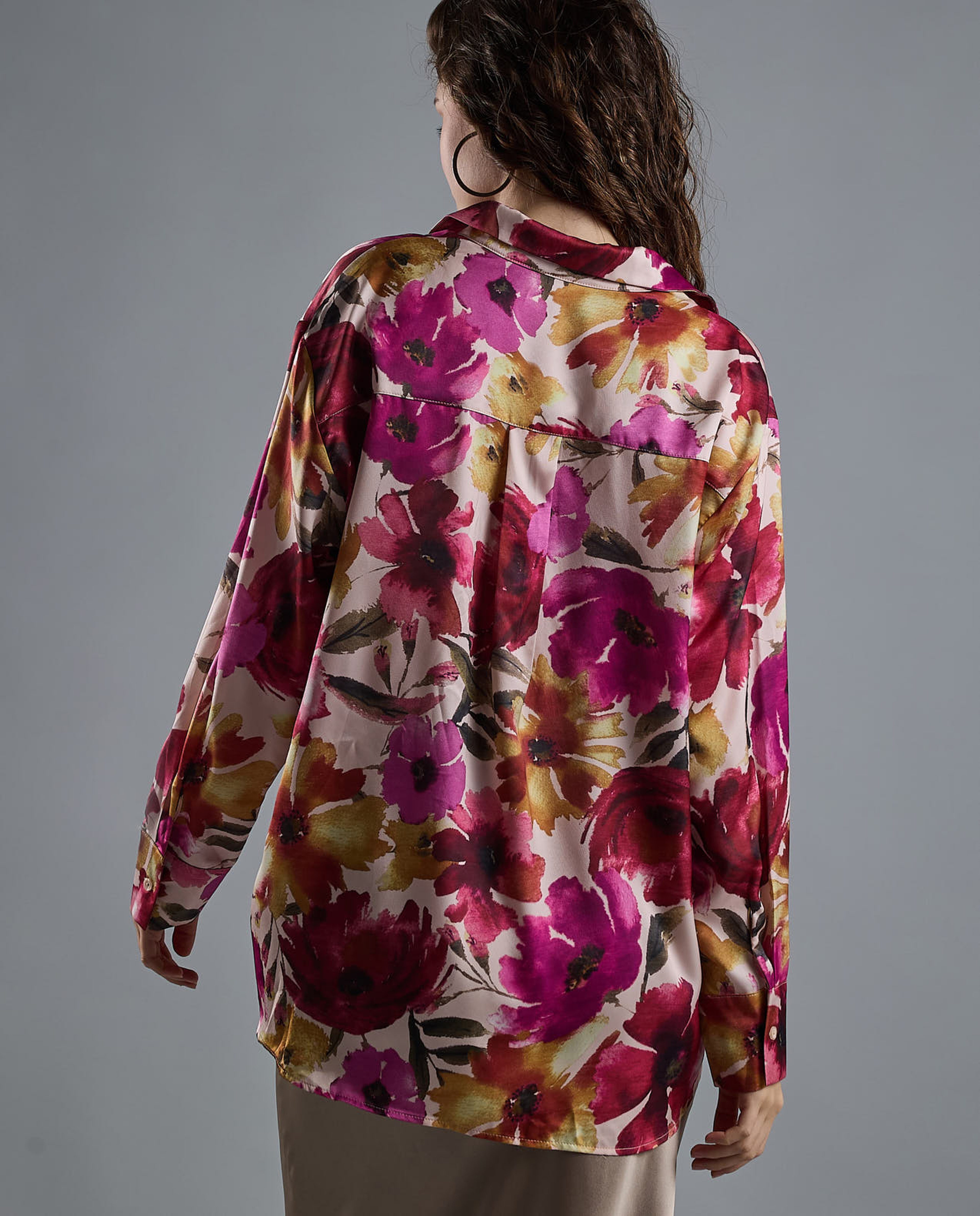 Floral Print Shirt with Classic Collar and Long Sleeves