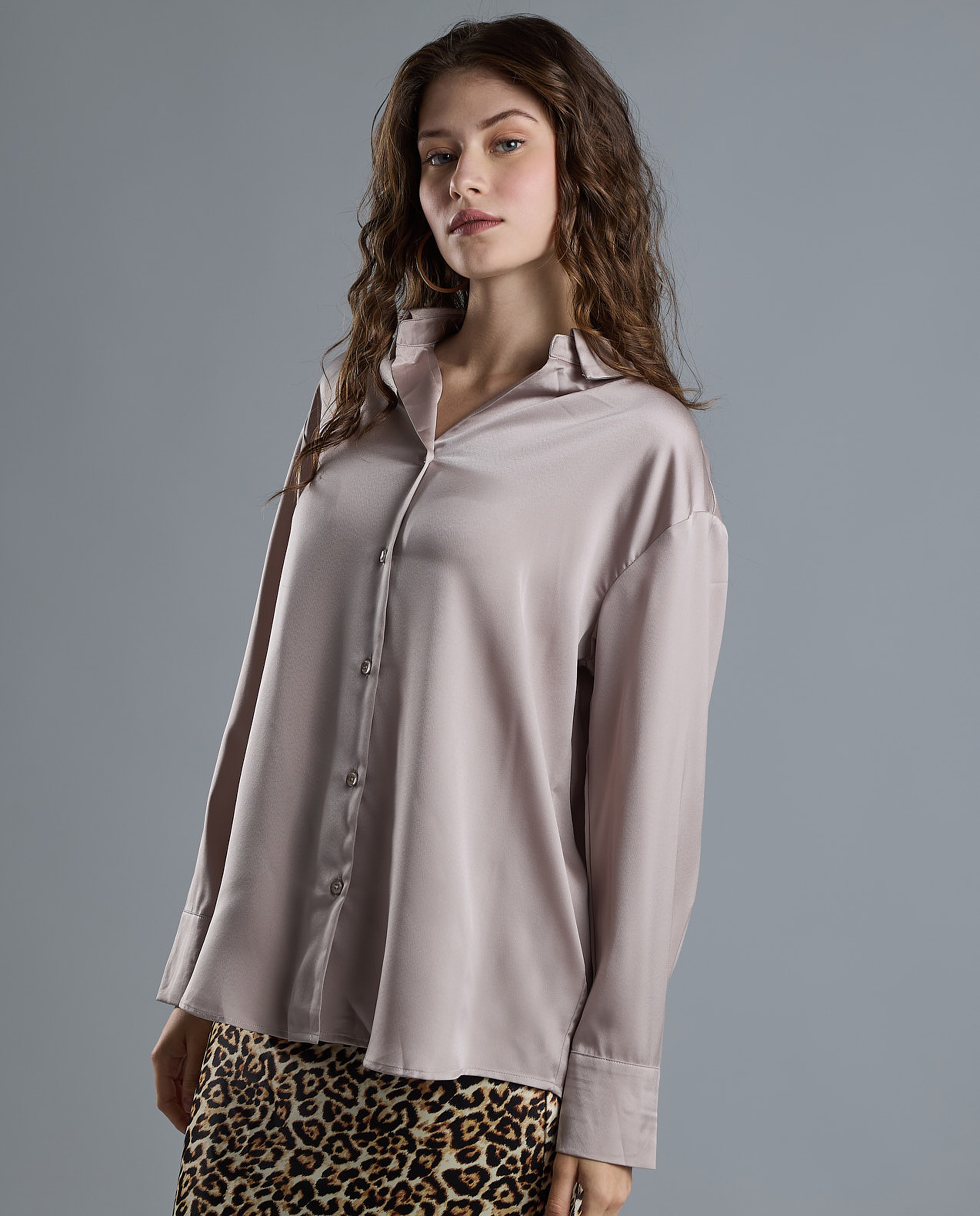 Solid Shirt with Classic Collar and Long Sleeves