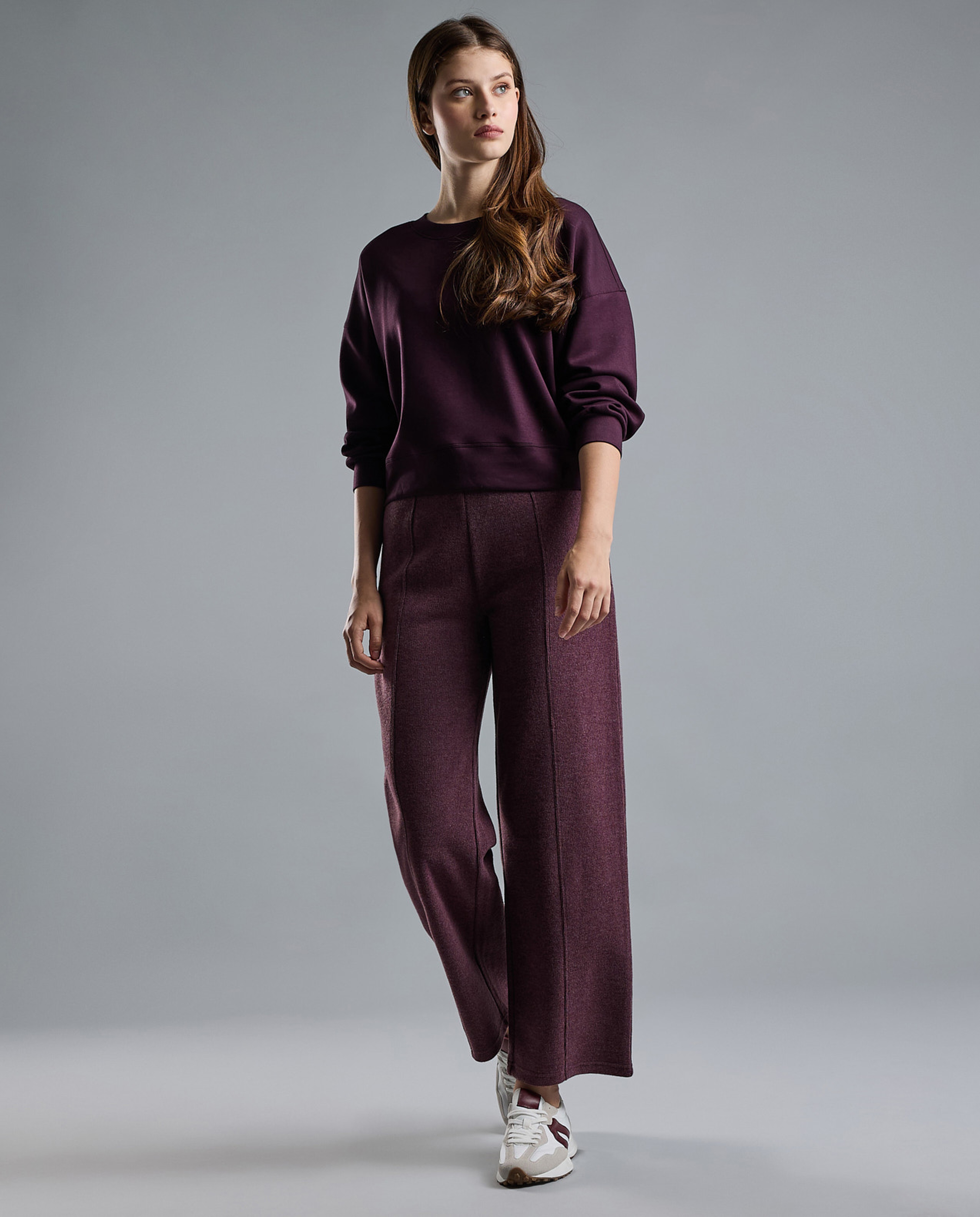 Solid Sweatshirt with Crew Neck and Long Sleeves