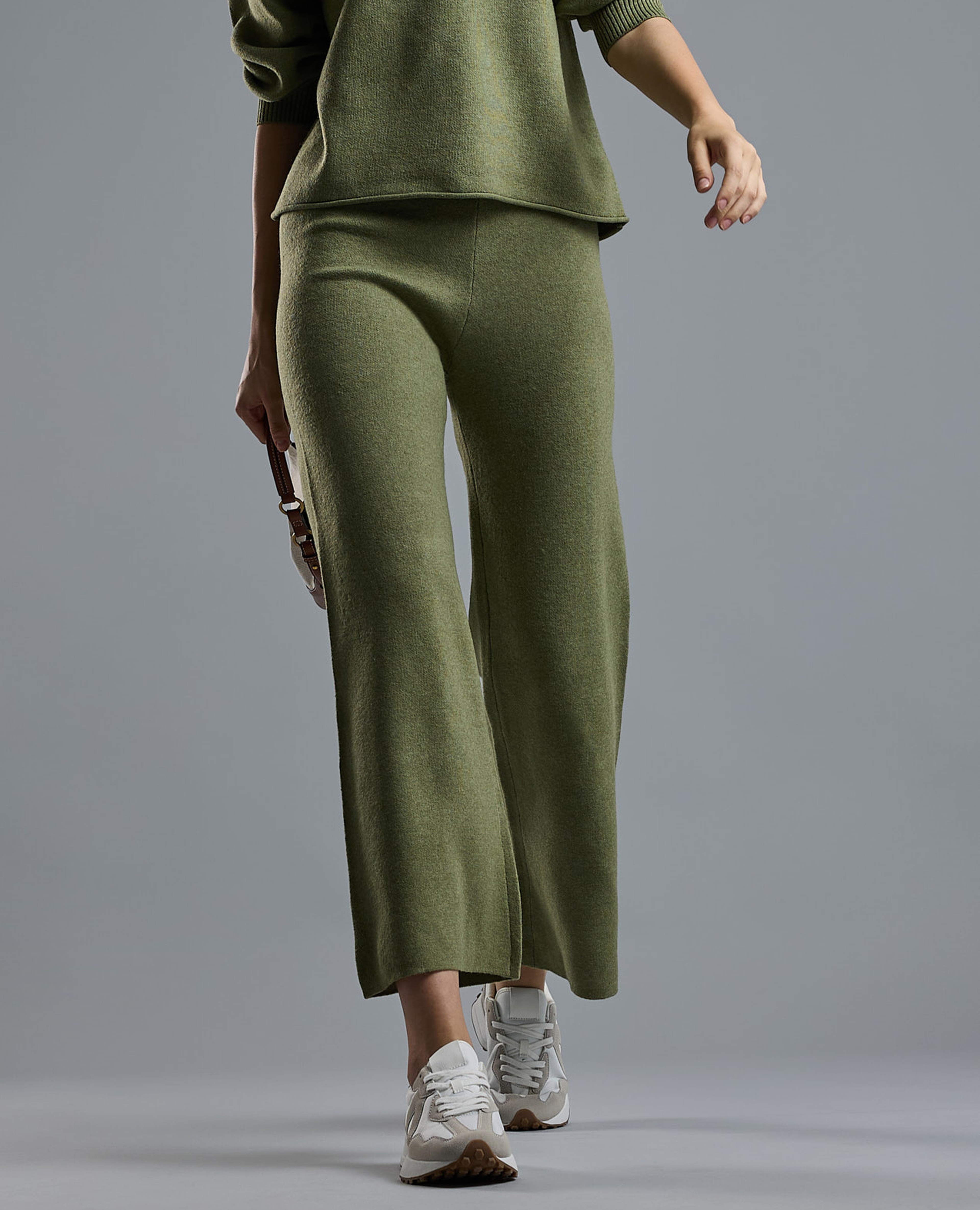 Textured Knit Pants with Elastic Waist