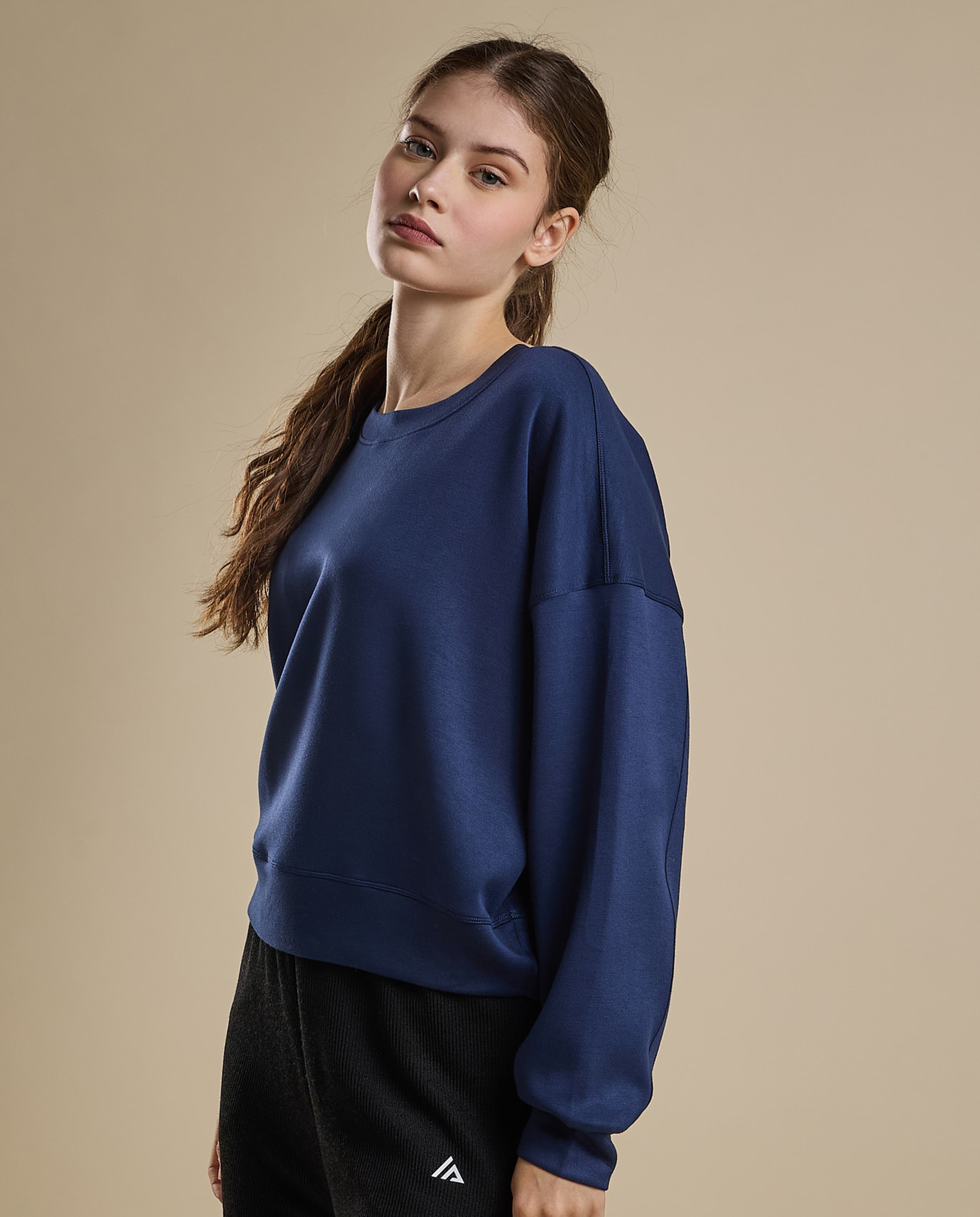 Solid Sweatshirt with Crew Neck and Long Sleeves