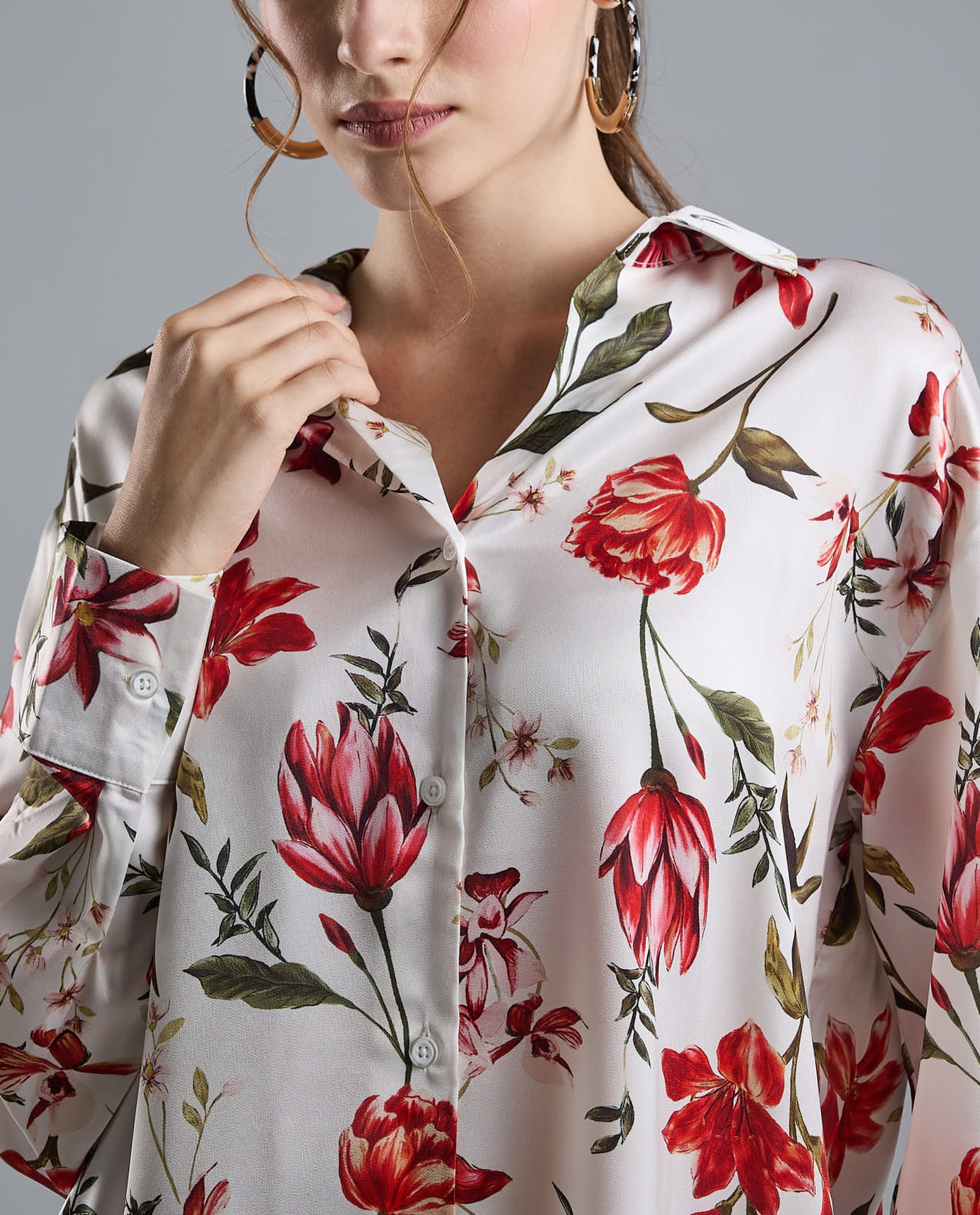 Floral Print Shirt with Classic Collar and Long Sleeves
