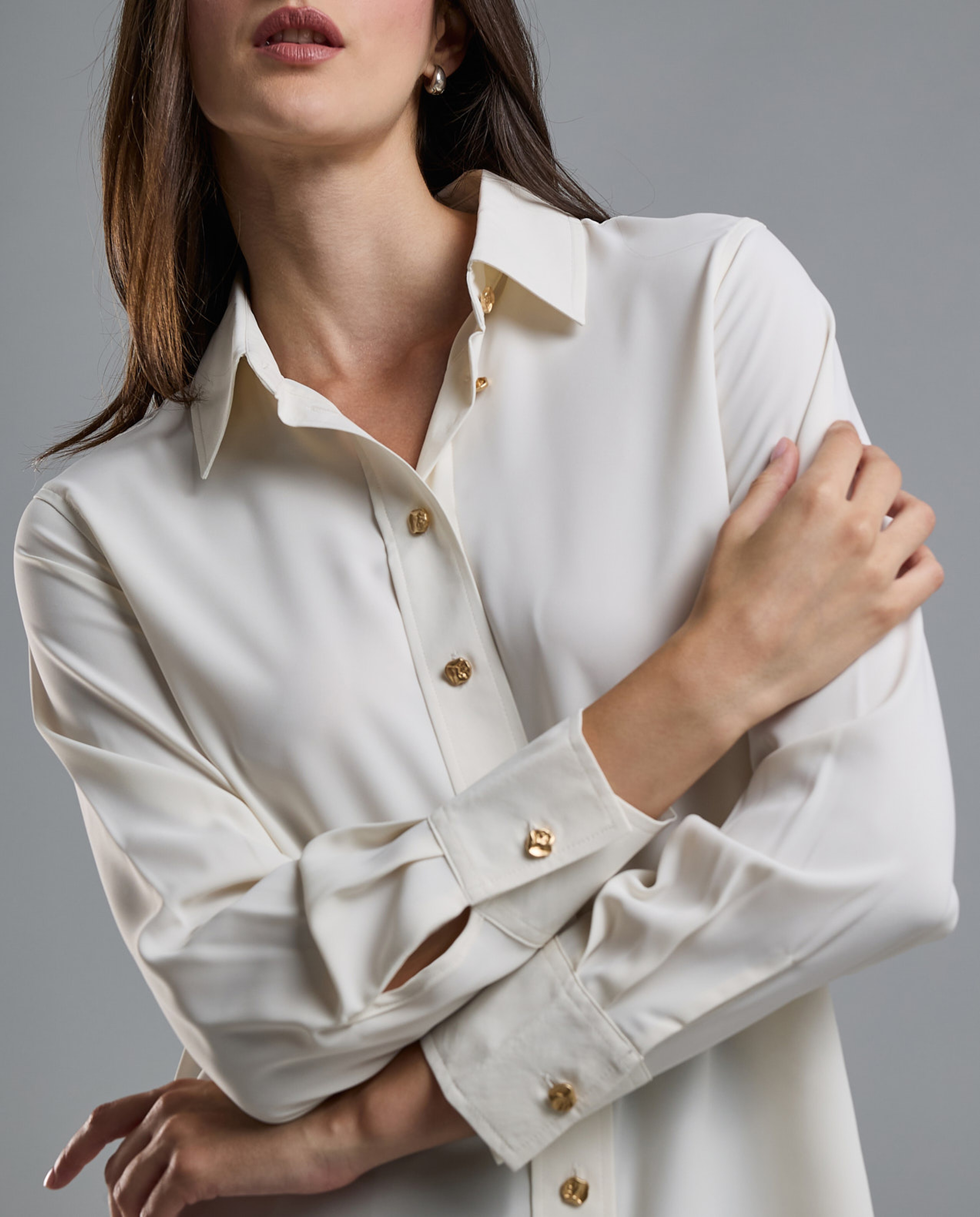 Solid Shirt with Classic Collar and Long Sleeves