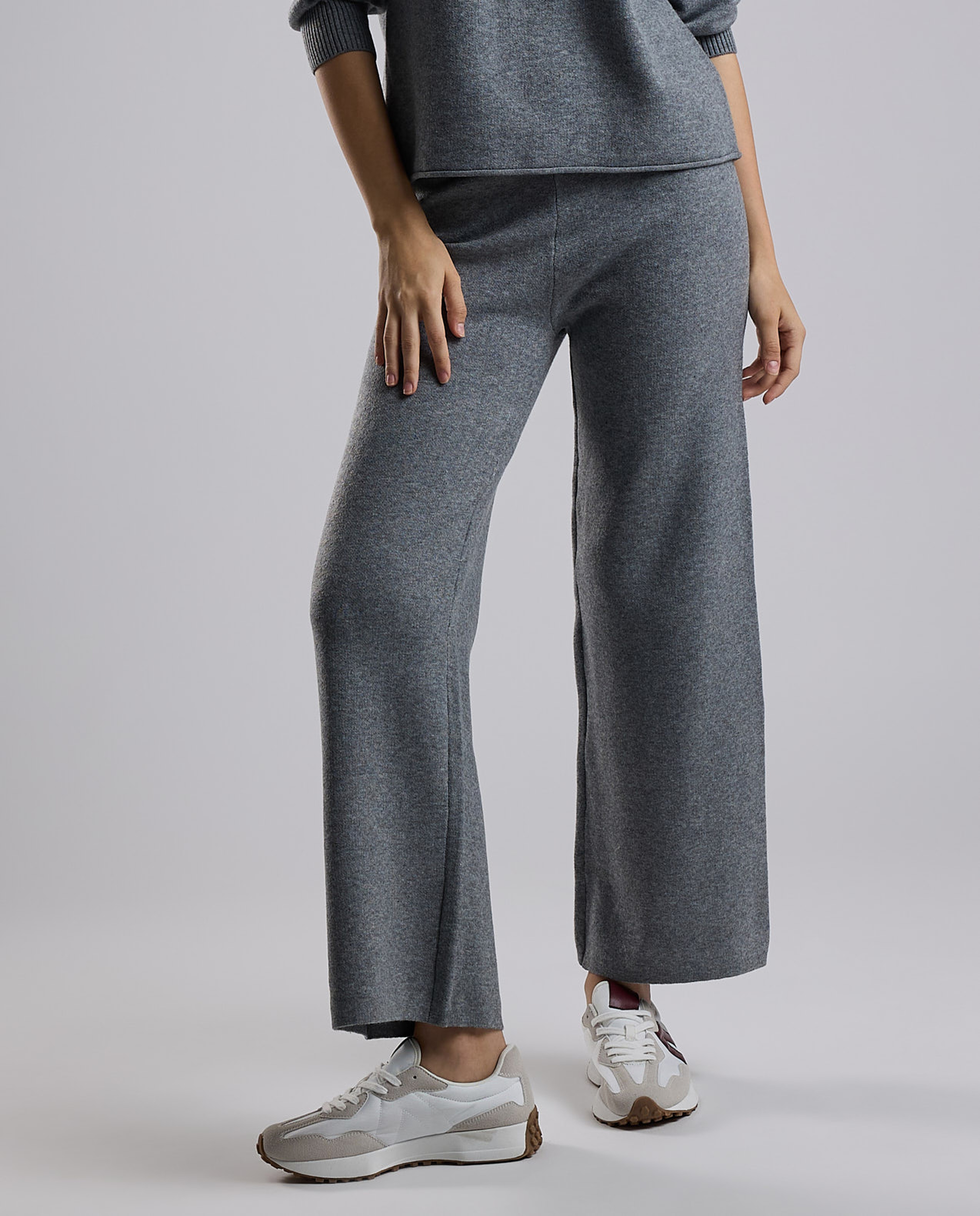 Textured Knit Pants with Elastic Waist