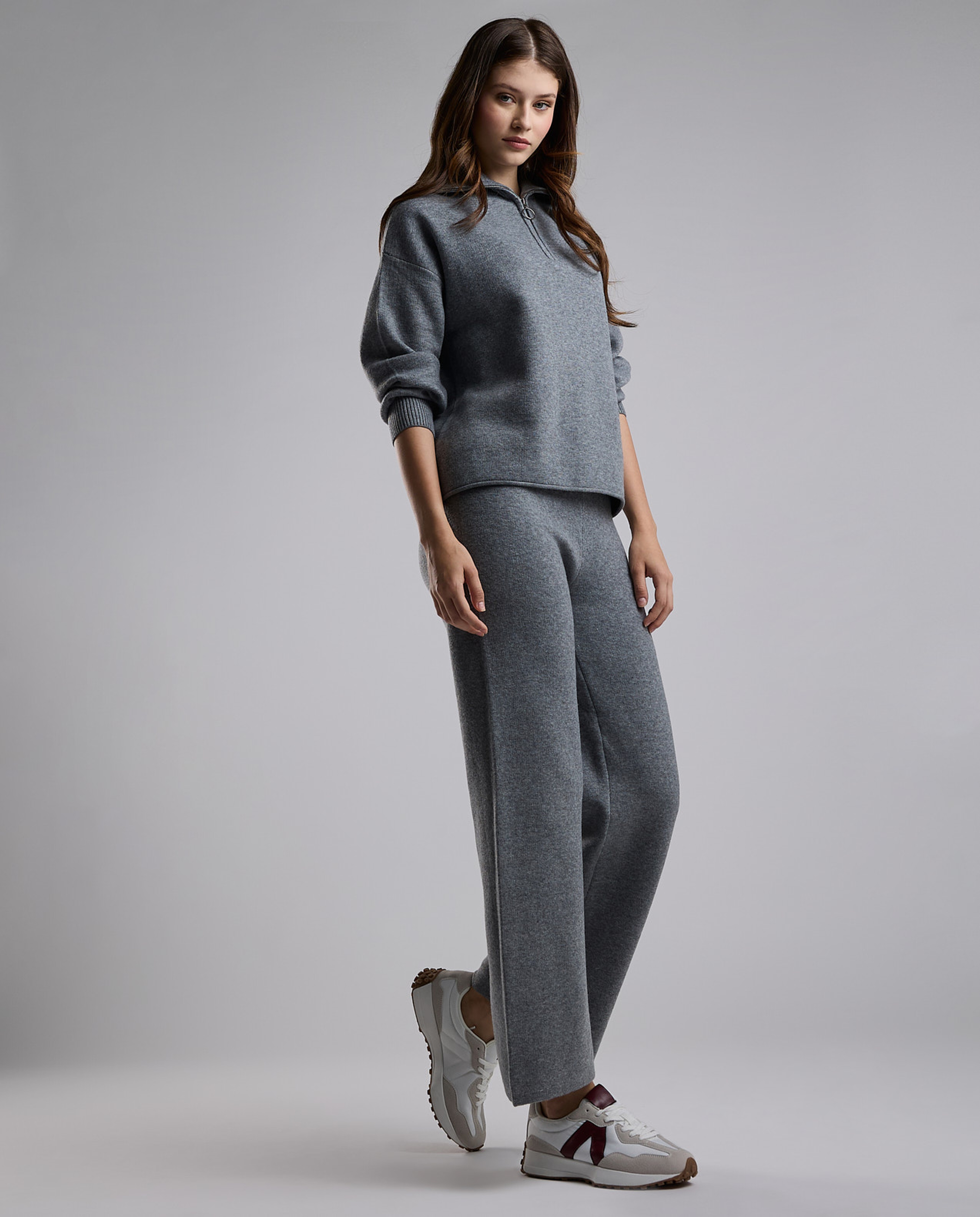 Textured Knit Pants with Elastic Waist
