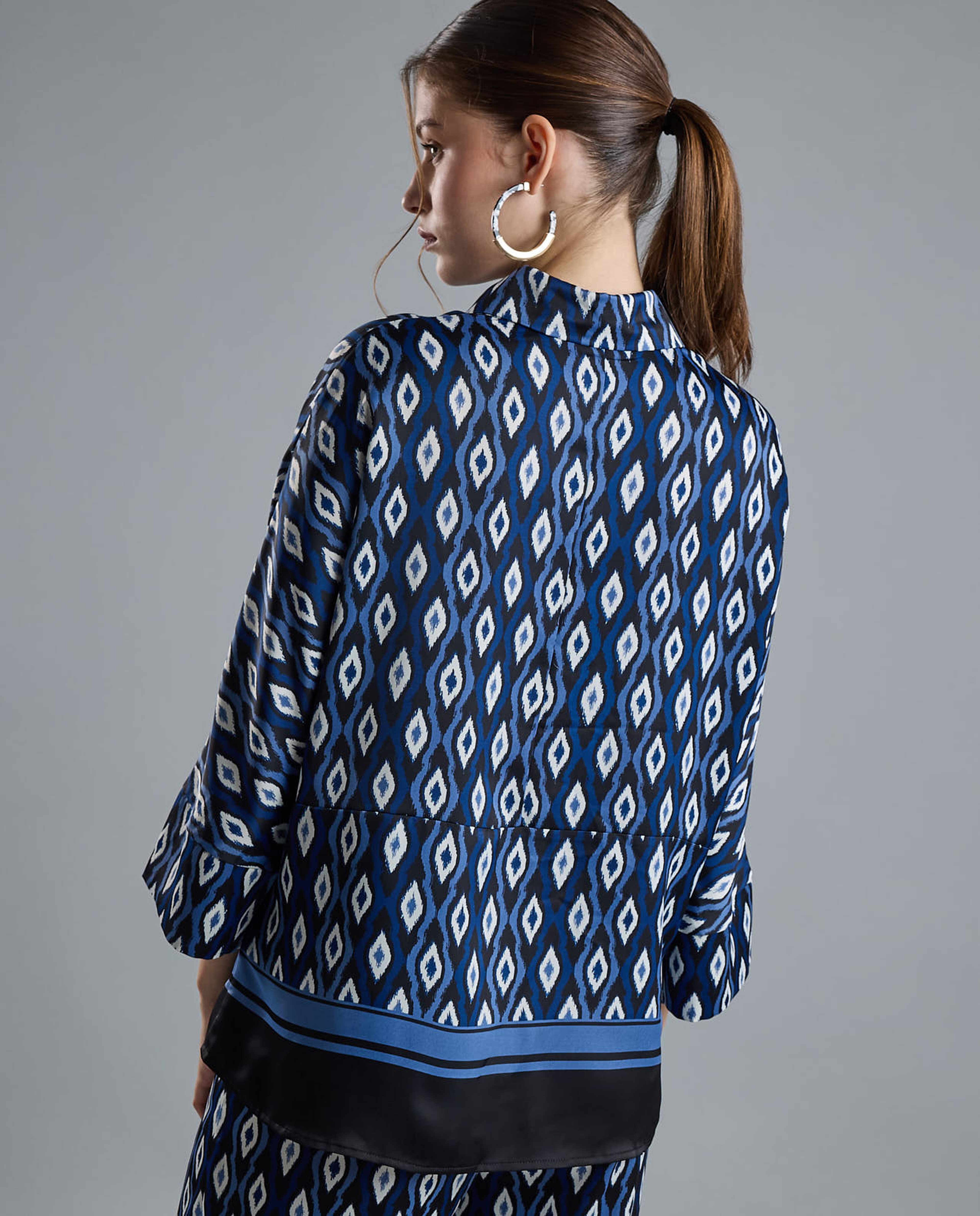 Patterned Shirt with Classic Collar and 3/4 Sleeves