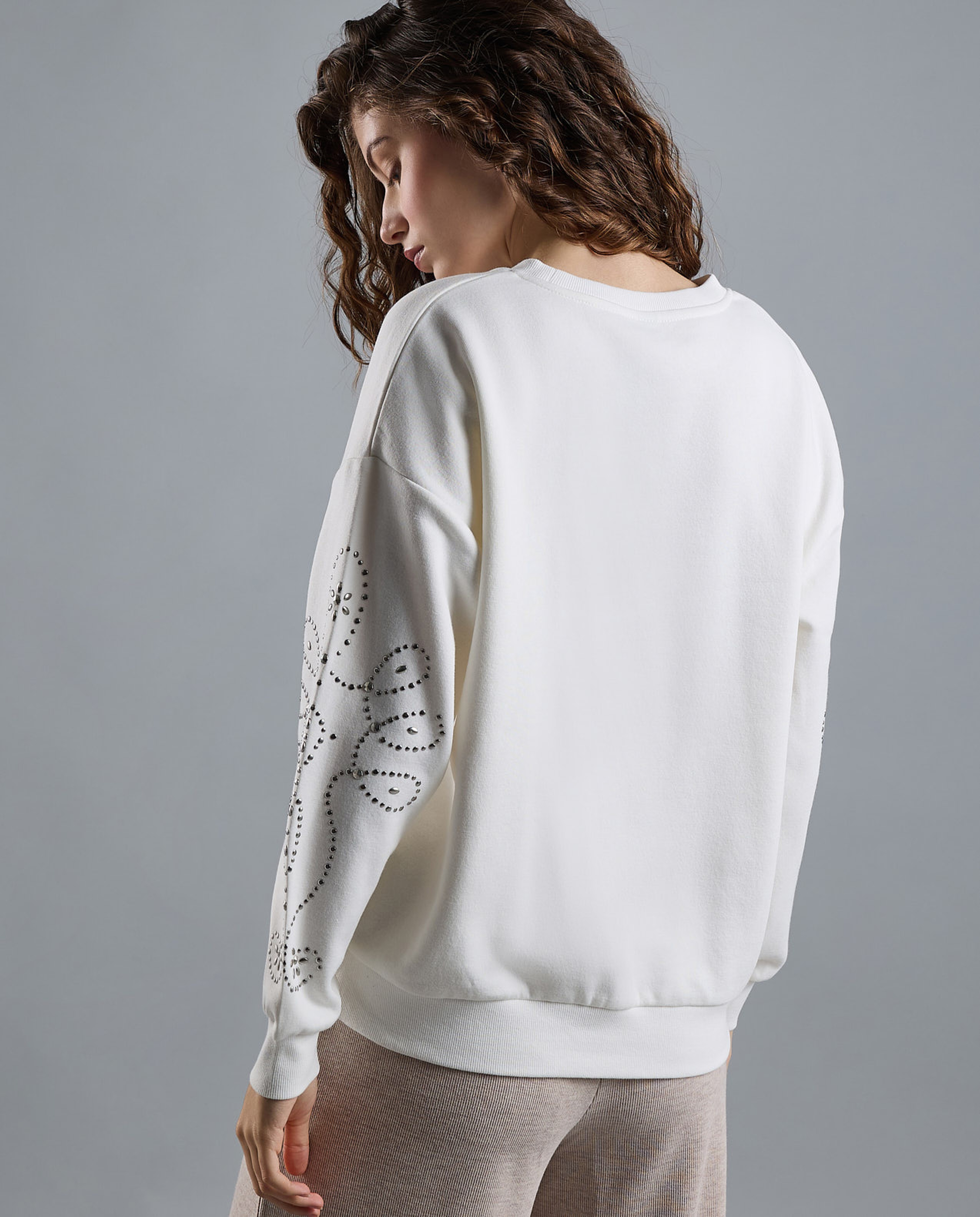 Studded Sweatshirt with Crew Neck and Long Sleeves
