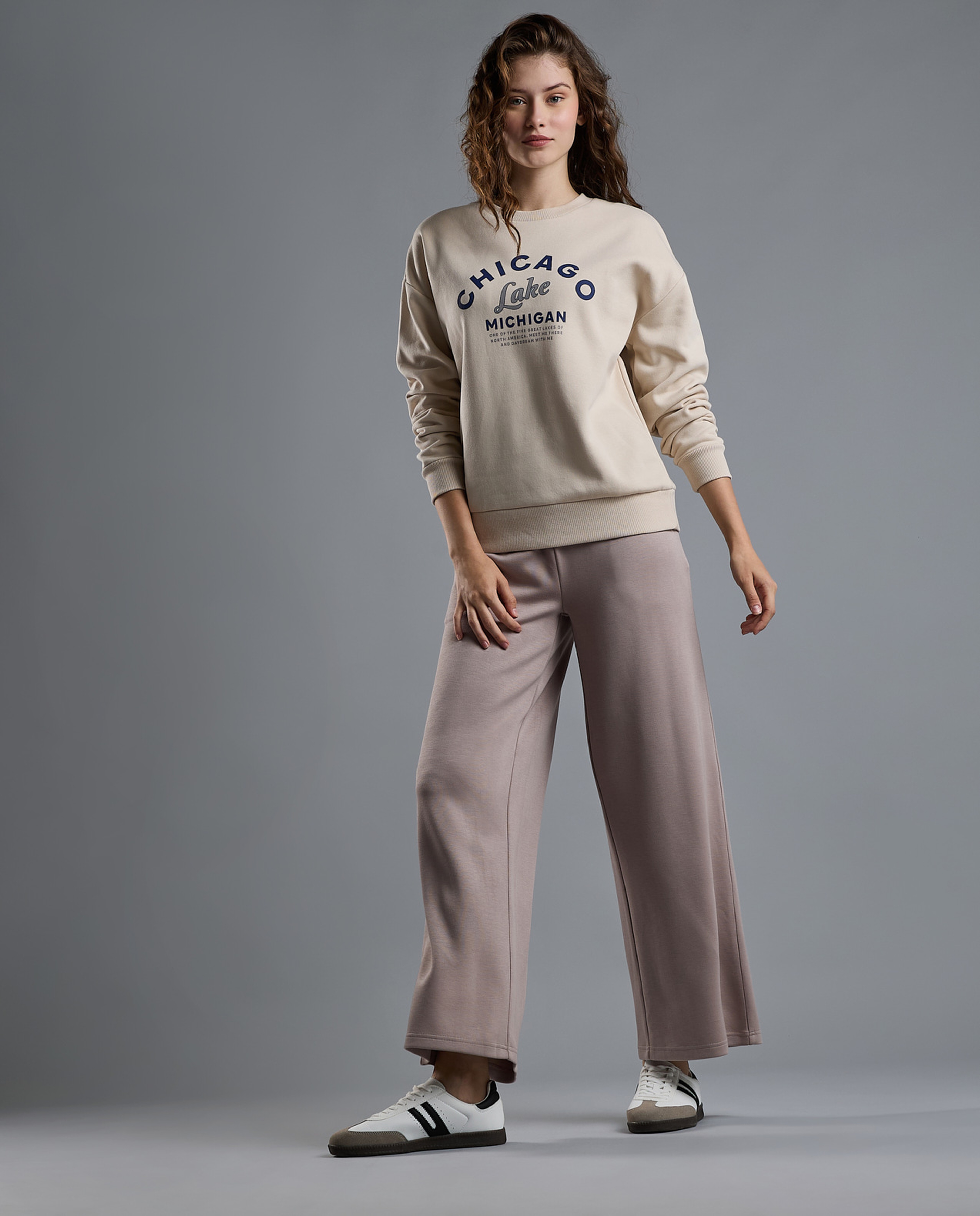 Printed Sweatshirt with Crew Neck and Long Sleeves