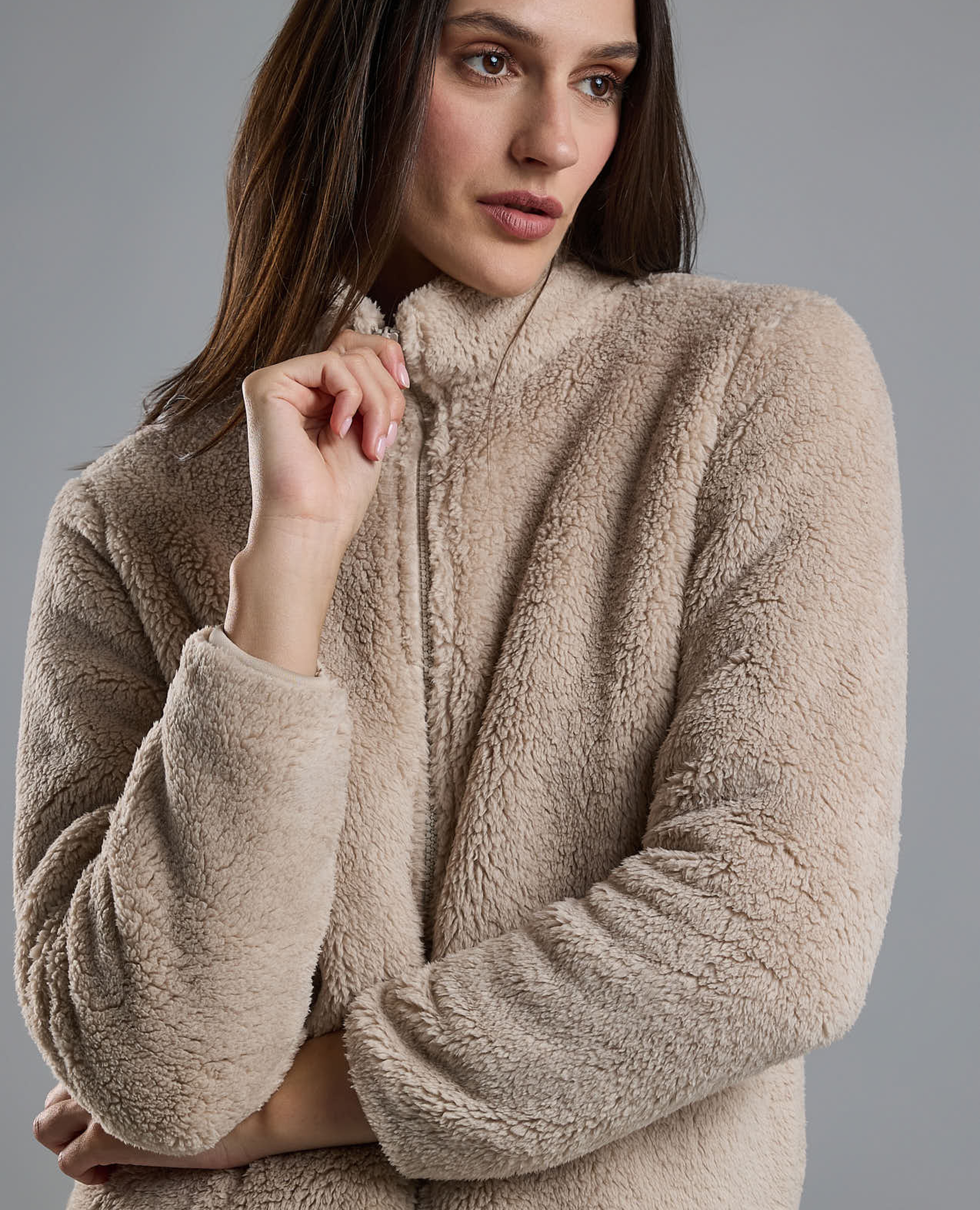 جاكيت بسحاب