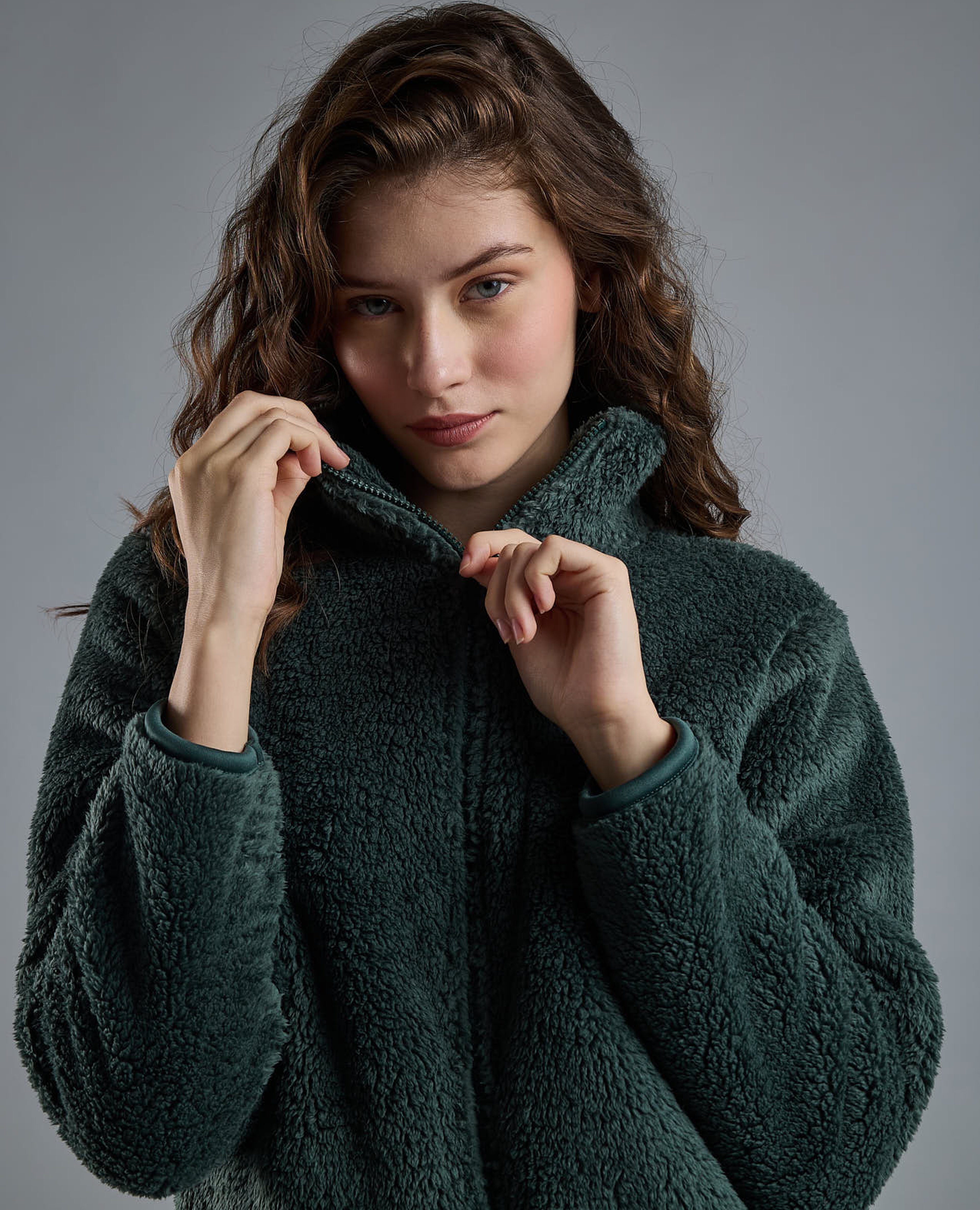 جاكيت شيربا بسحاب