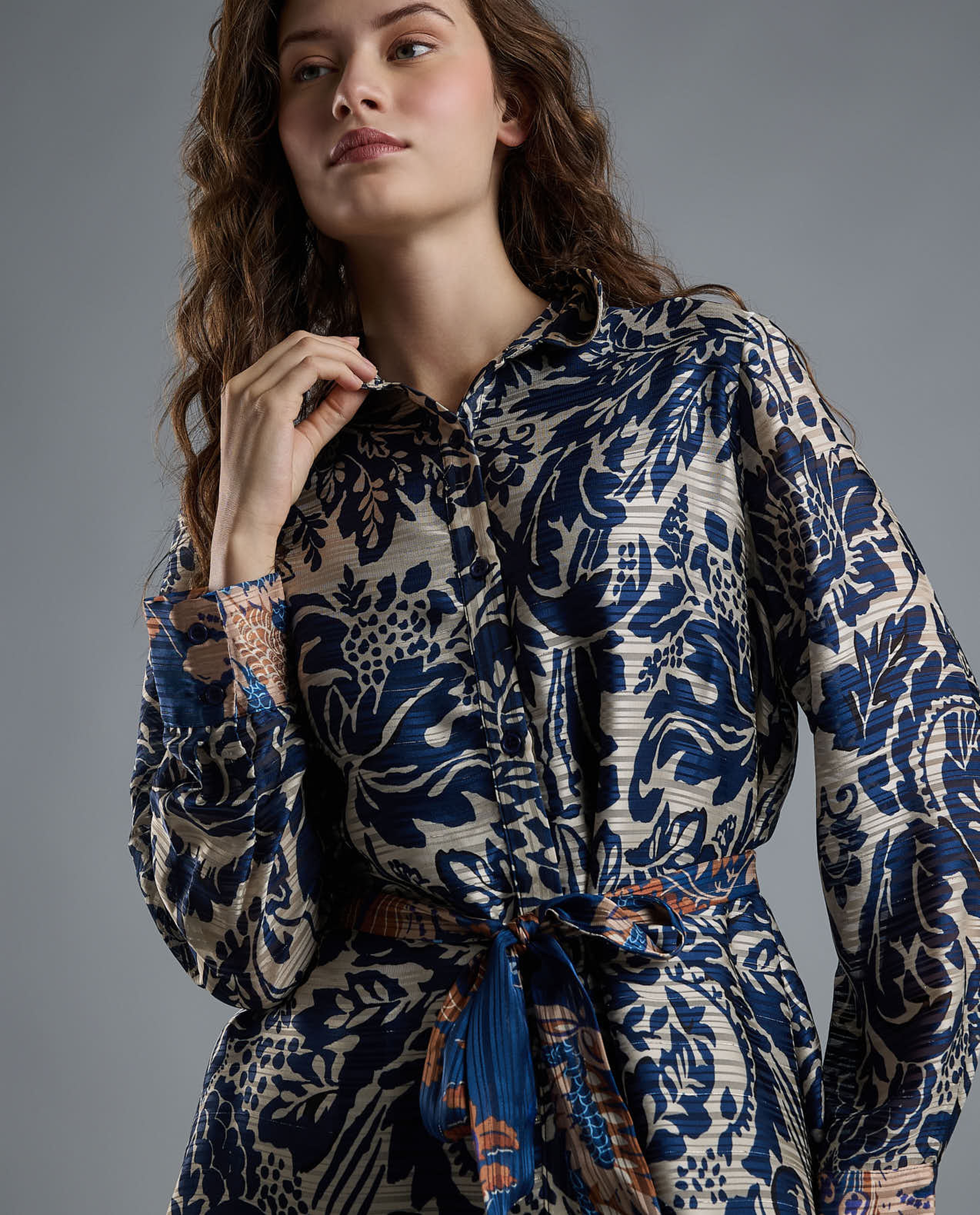 Patterned Shirt Tunic with Long Sleeves