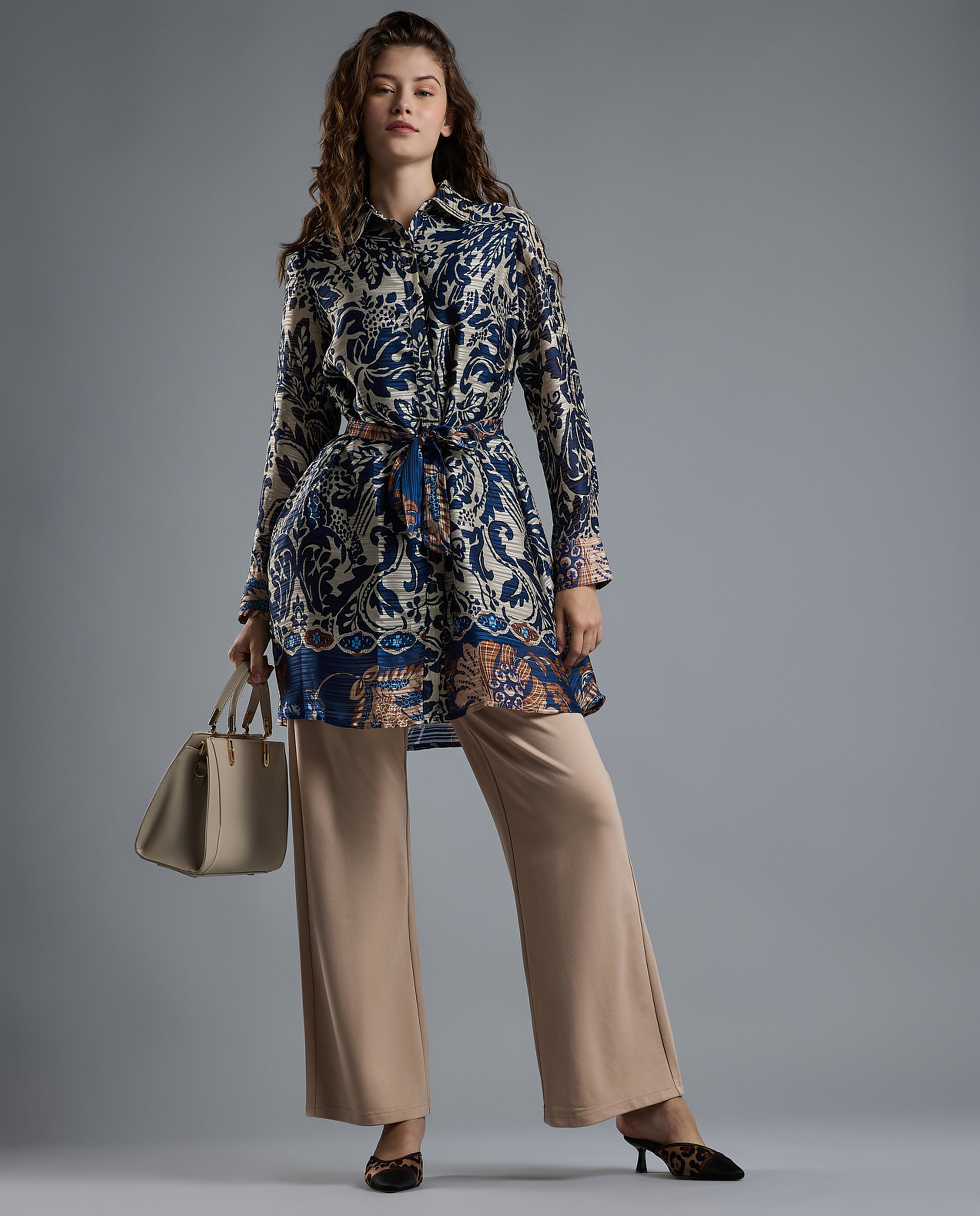 Patterned Shirt Tunic with Long Sleeves