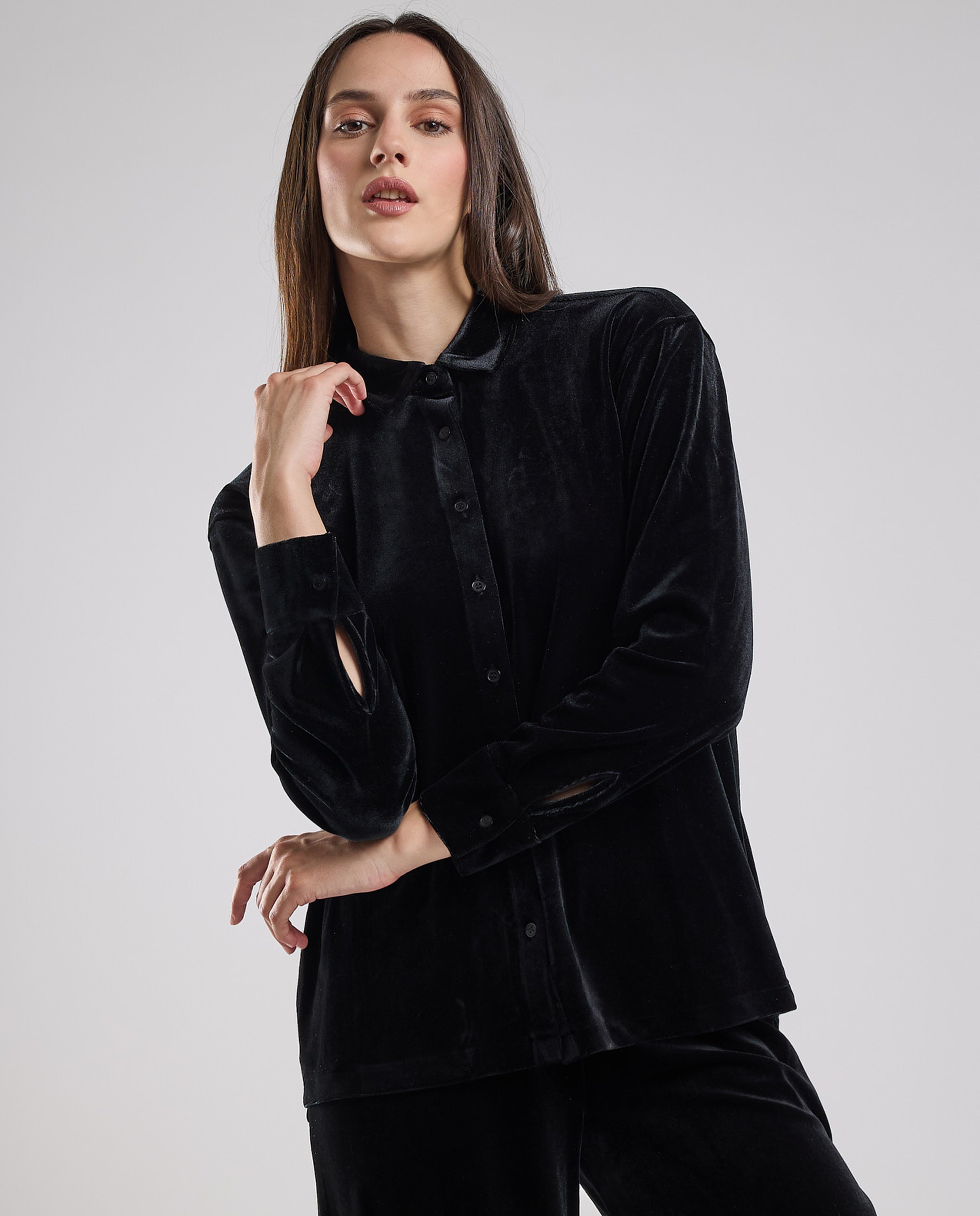 Solid Shirt with Classic Collar and Long Sleeves