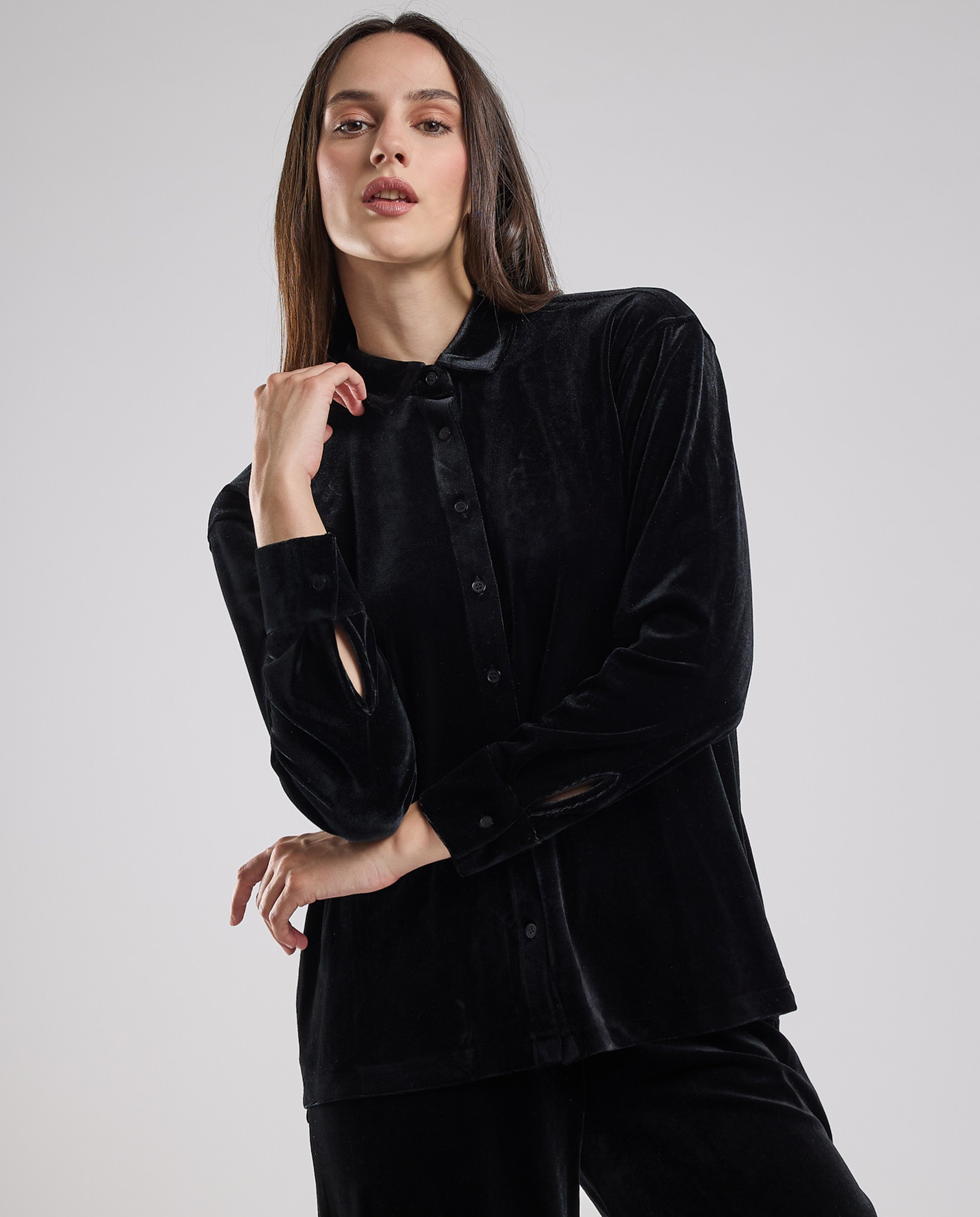 Solid Shirt with Classic Collar and Long Sleeves