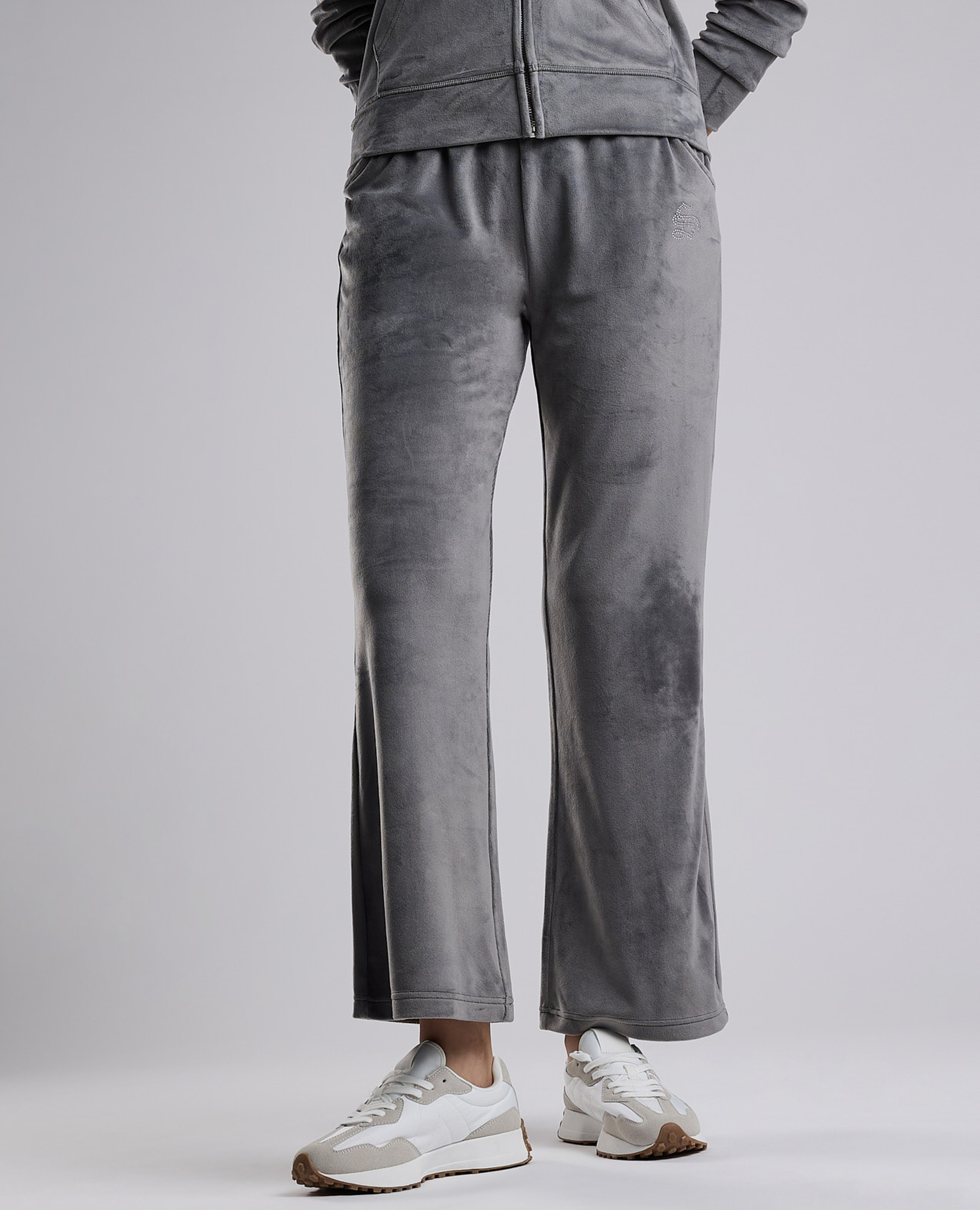 بنطال واسع سادة برباط على الخصر