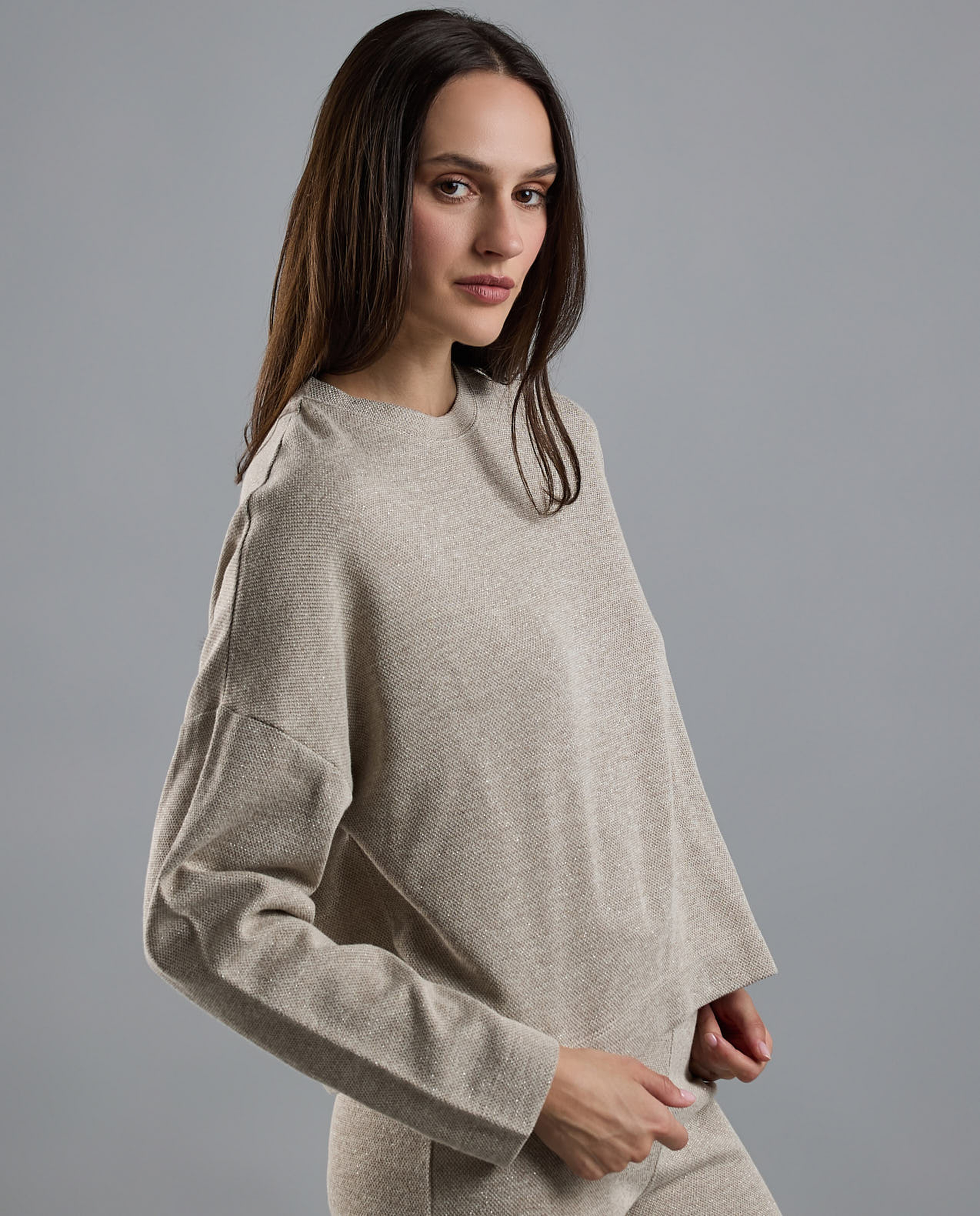 Textured Top with Crew Neck and Long Sleeves