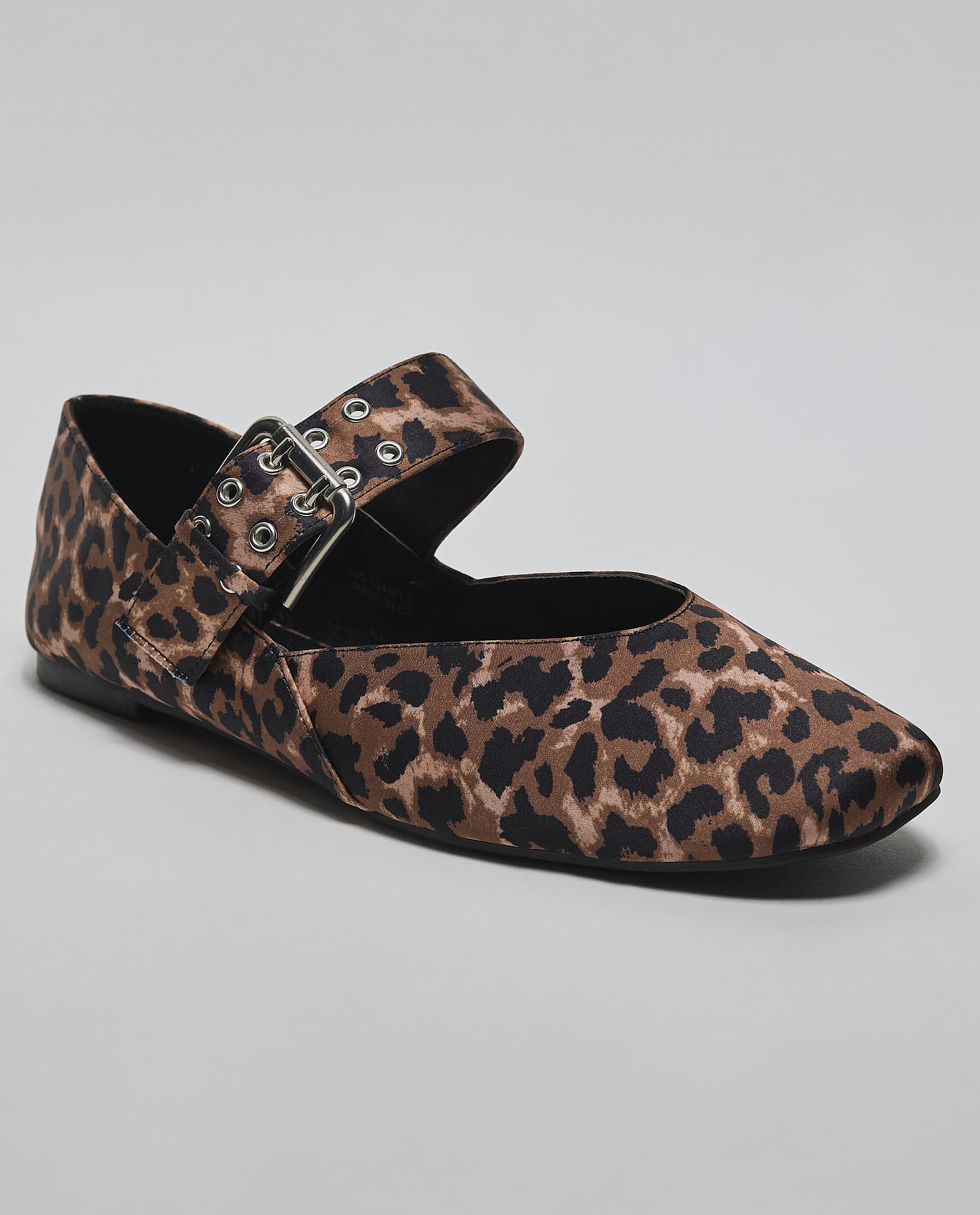 Glossy Mary Jane Shoes