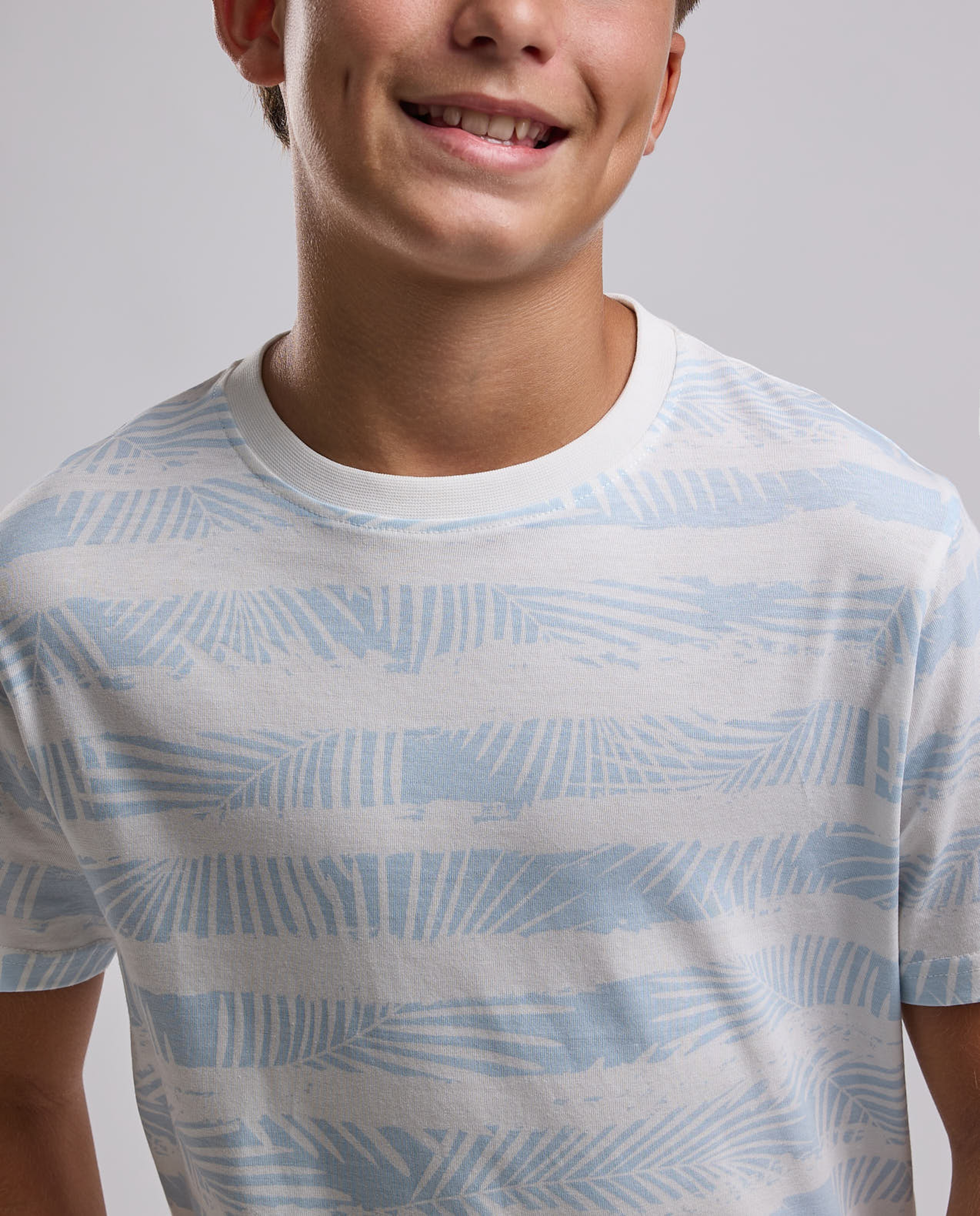 Striped T-Shirt with Crew Neck and Short Sleeves